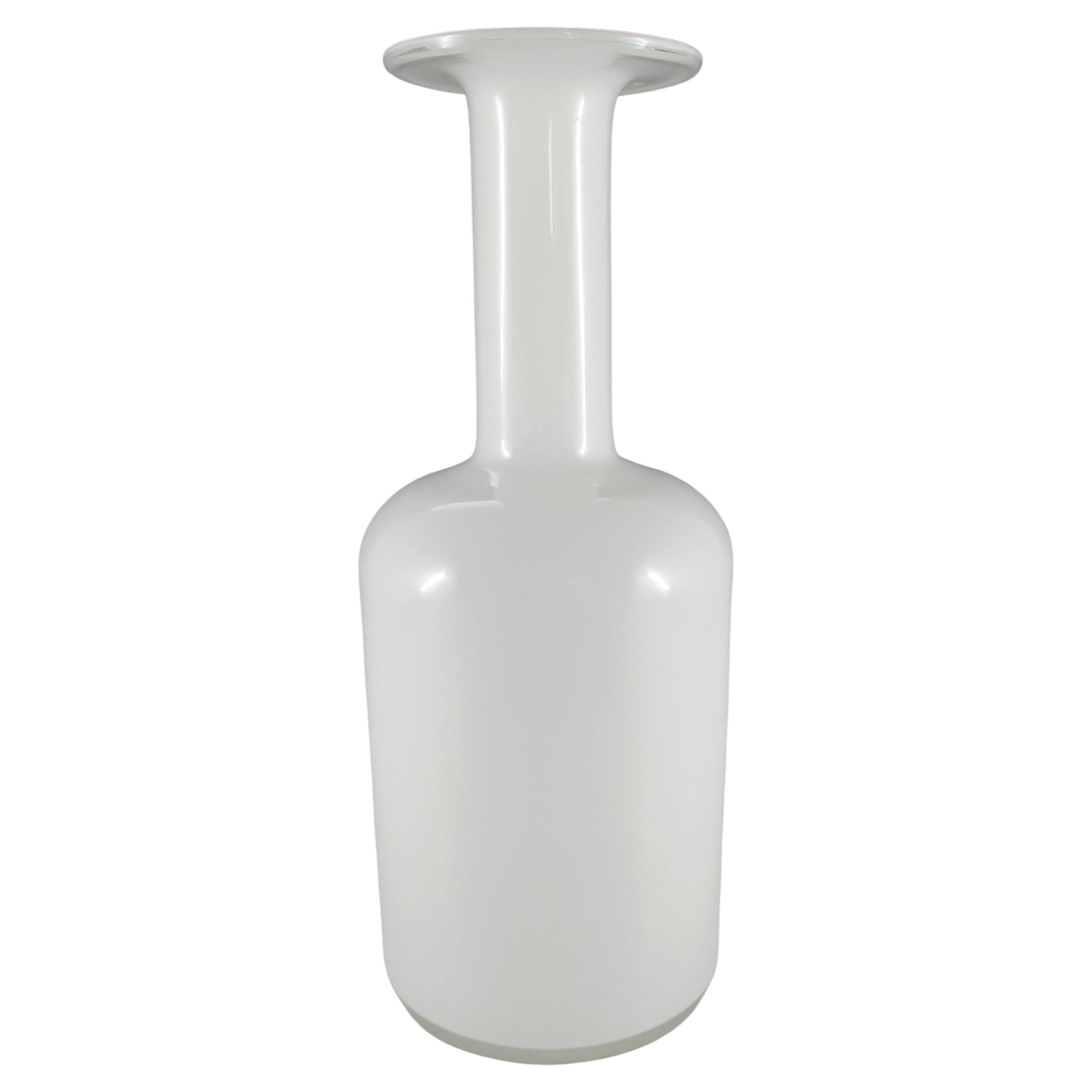Holmegaard Large Kastrup Otto Brauer White Opal Glass Gulvvase Vase For  Sale at 1stDibs