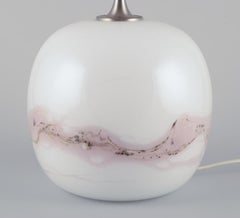 Holmegaard, large "Sakura" table lamp in art glass. Abstract motif in pink.