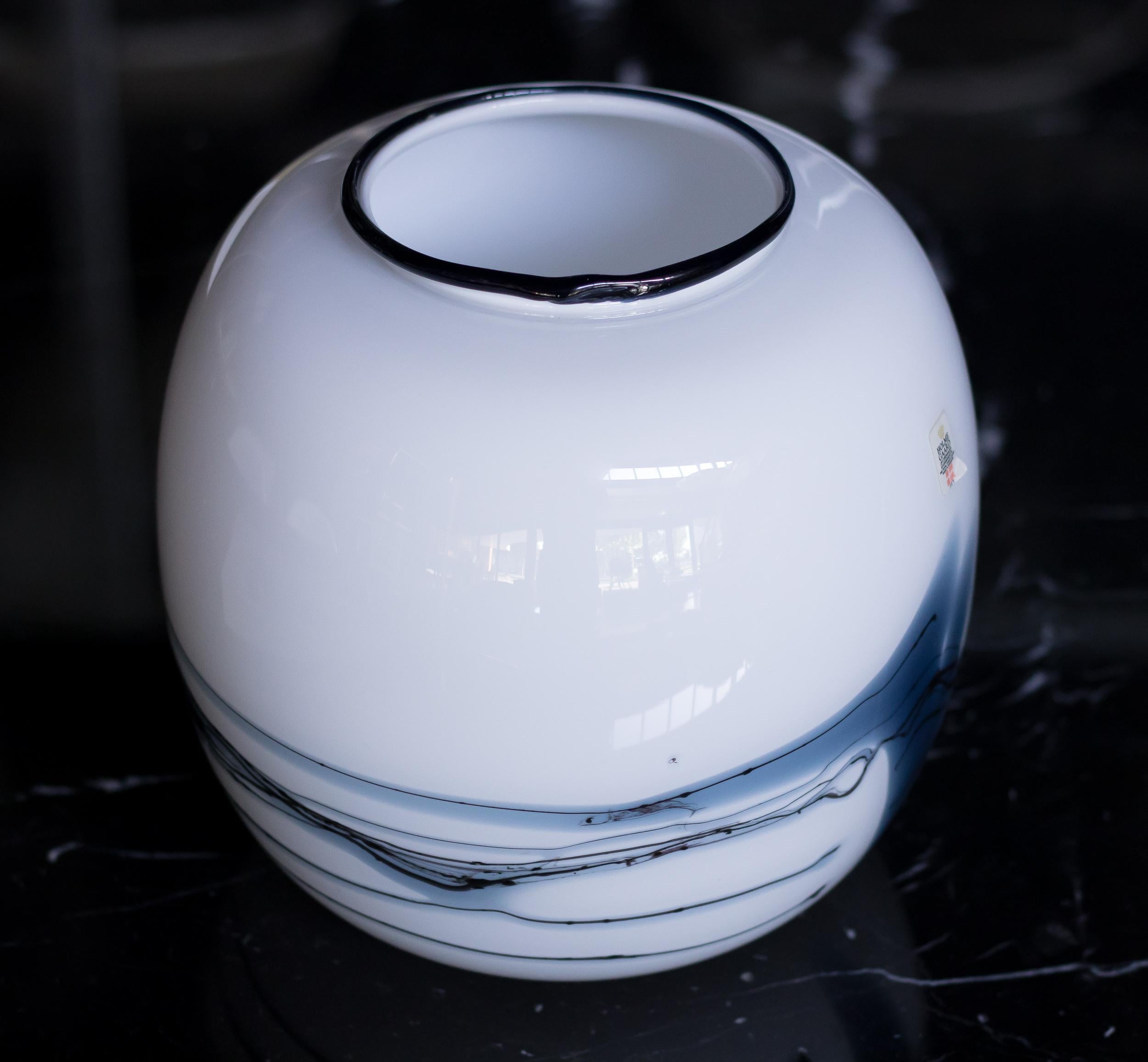 Holmegaard Michael Bang Vase In Excellent Condition For Sale In Dronten, NL