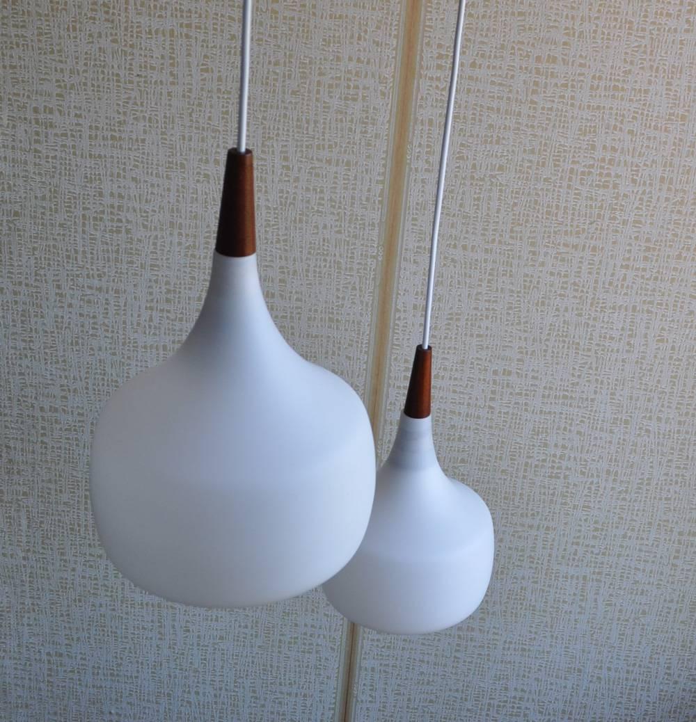 Holmegaard Minimalistic Hanging Lamp in Opaline Glass and Teak, Set of Two In Good Condition In Vordingborg, DK