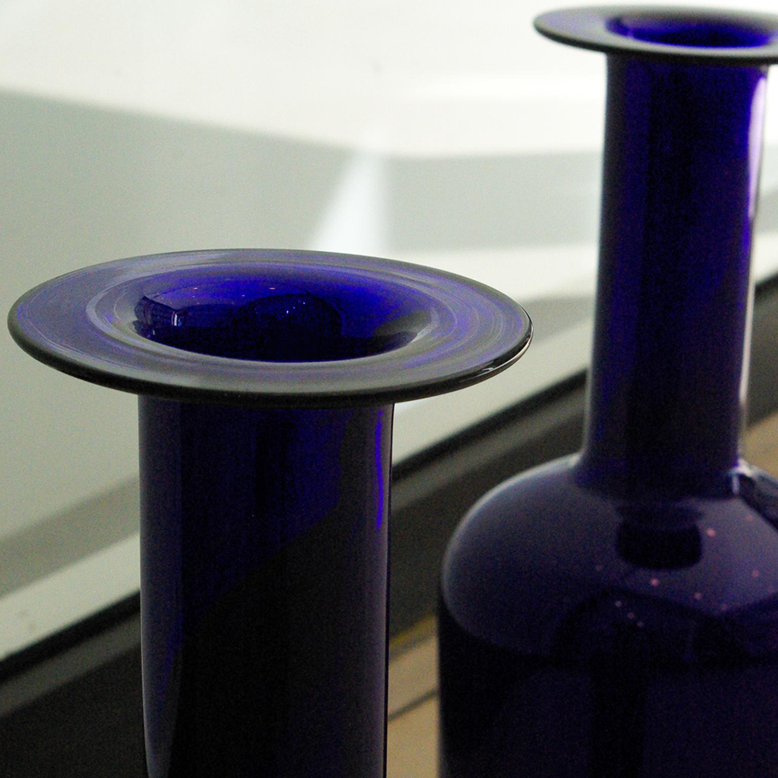 Mid-20th Century Holmegaard Pair of Gulvases in Translucent Blue by Otto Brauer For Sale