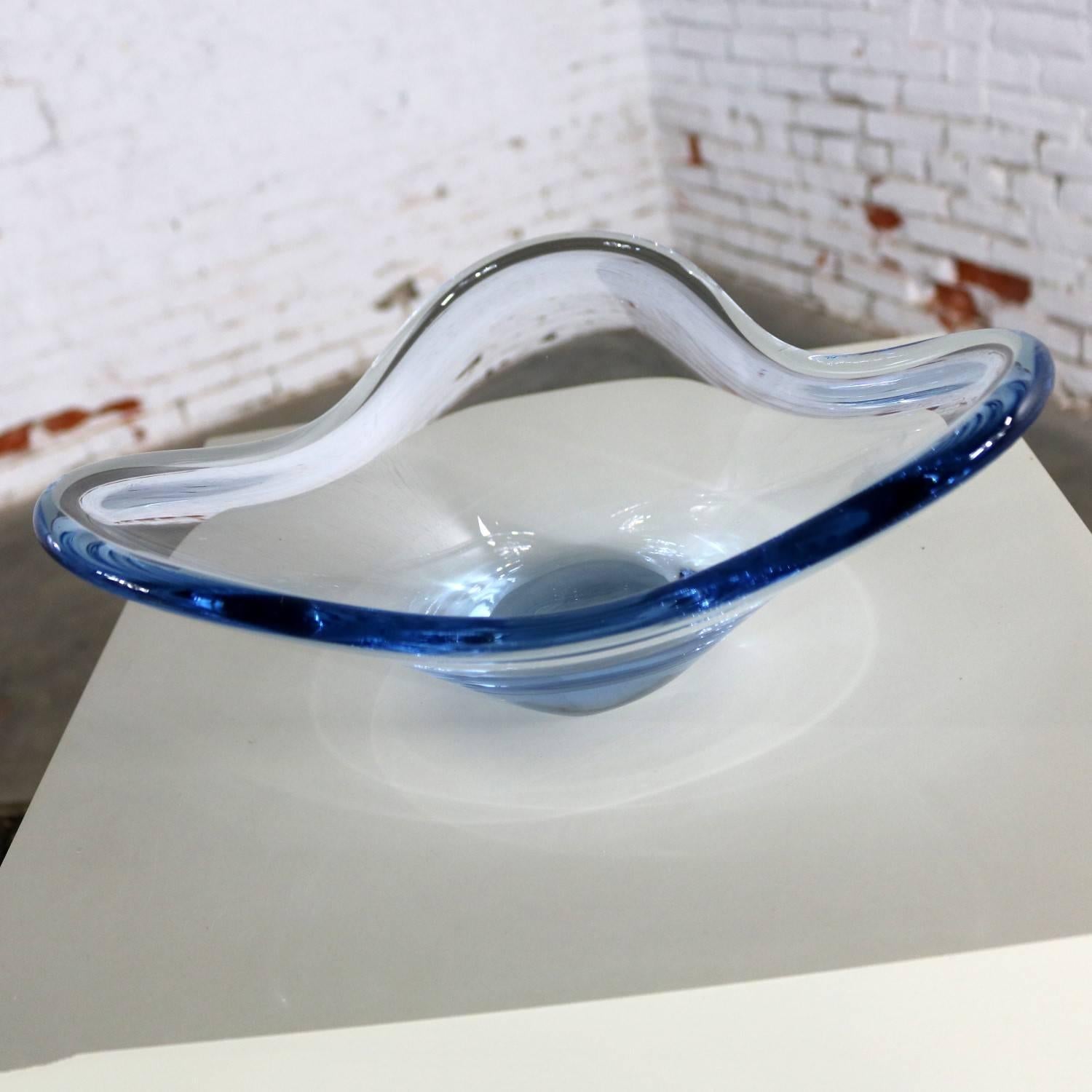Holmegaard Per Lutken Fionia Centrepiece Bowl in Blue Mid-Century Modern Bon état à Topeka, KS