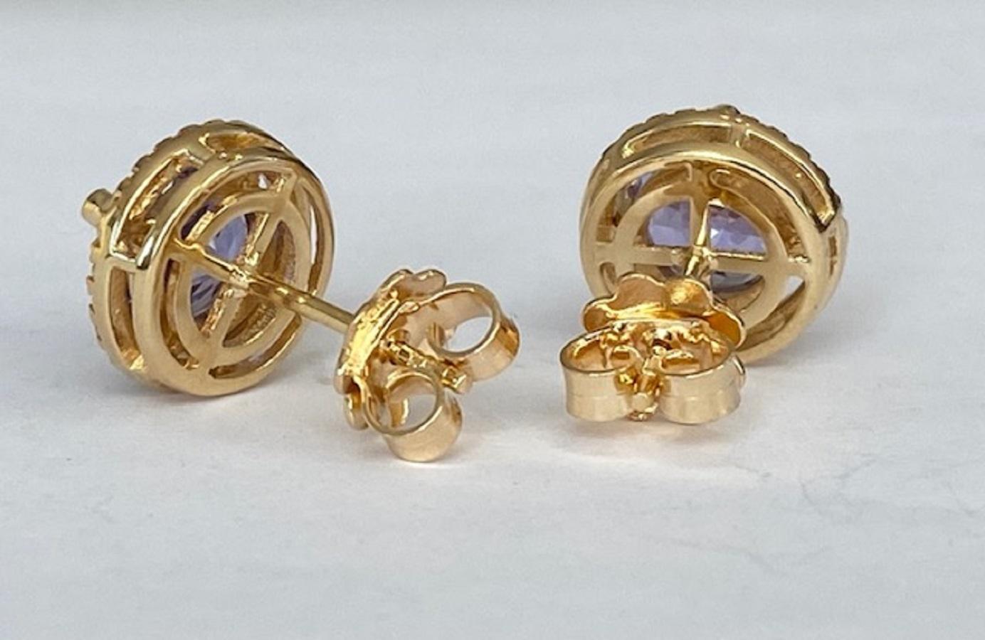 HALO ear studs 18 KT in yellow gold, with two pieces of tanzanite and diamonds For Sale 8