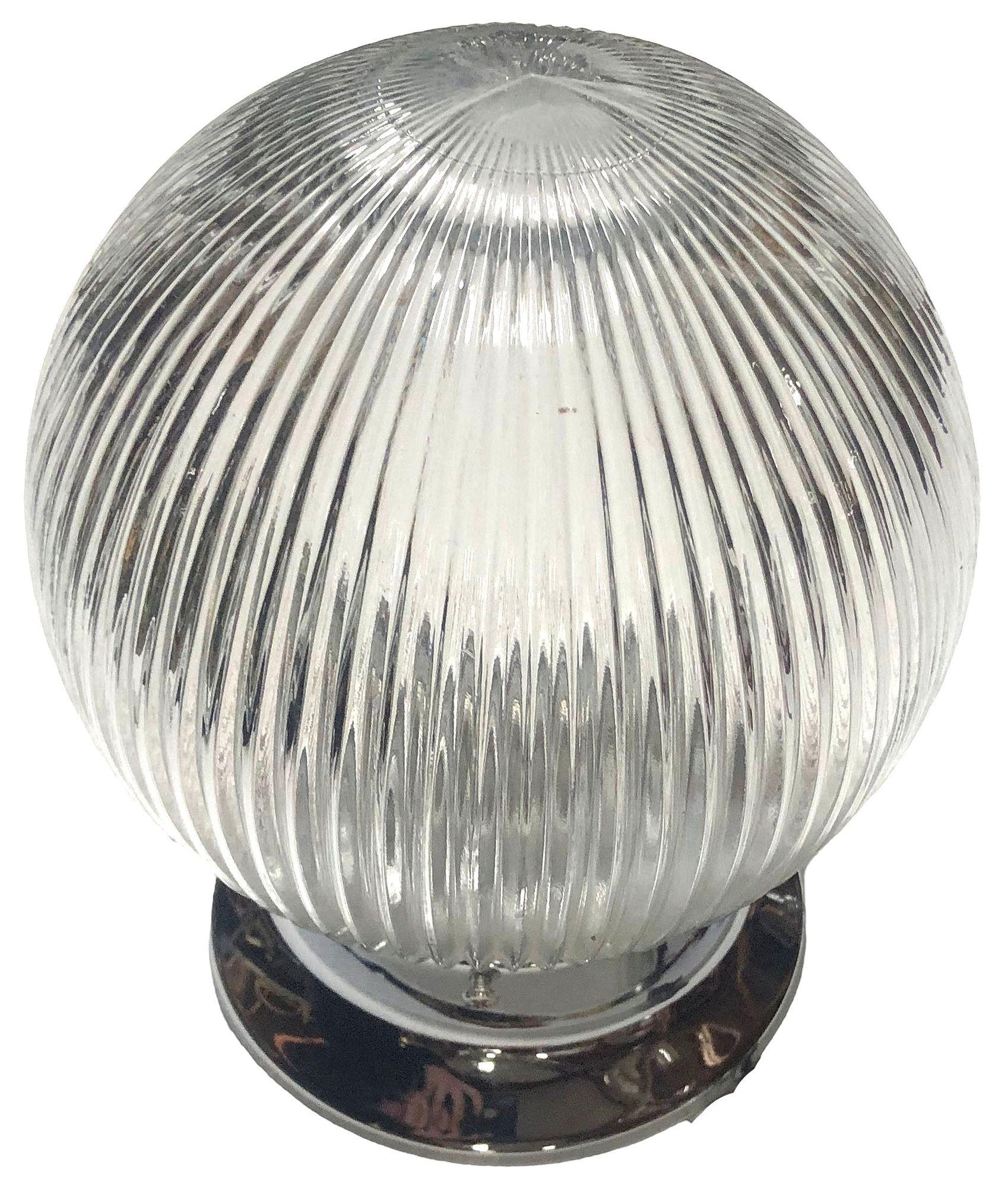 Vetro Lampada a sospensione a globo in vetro di Holophane con montatore cromato in vendita