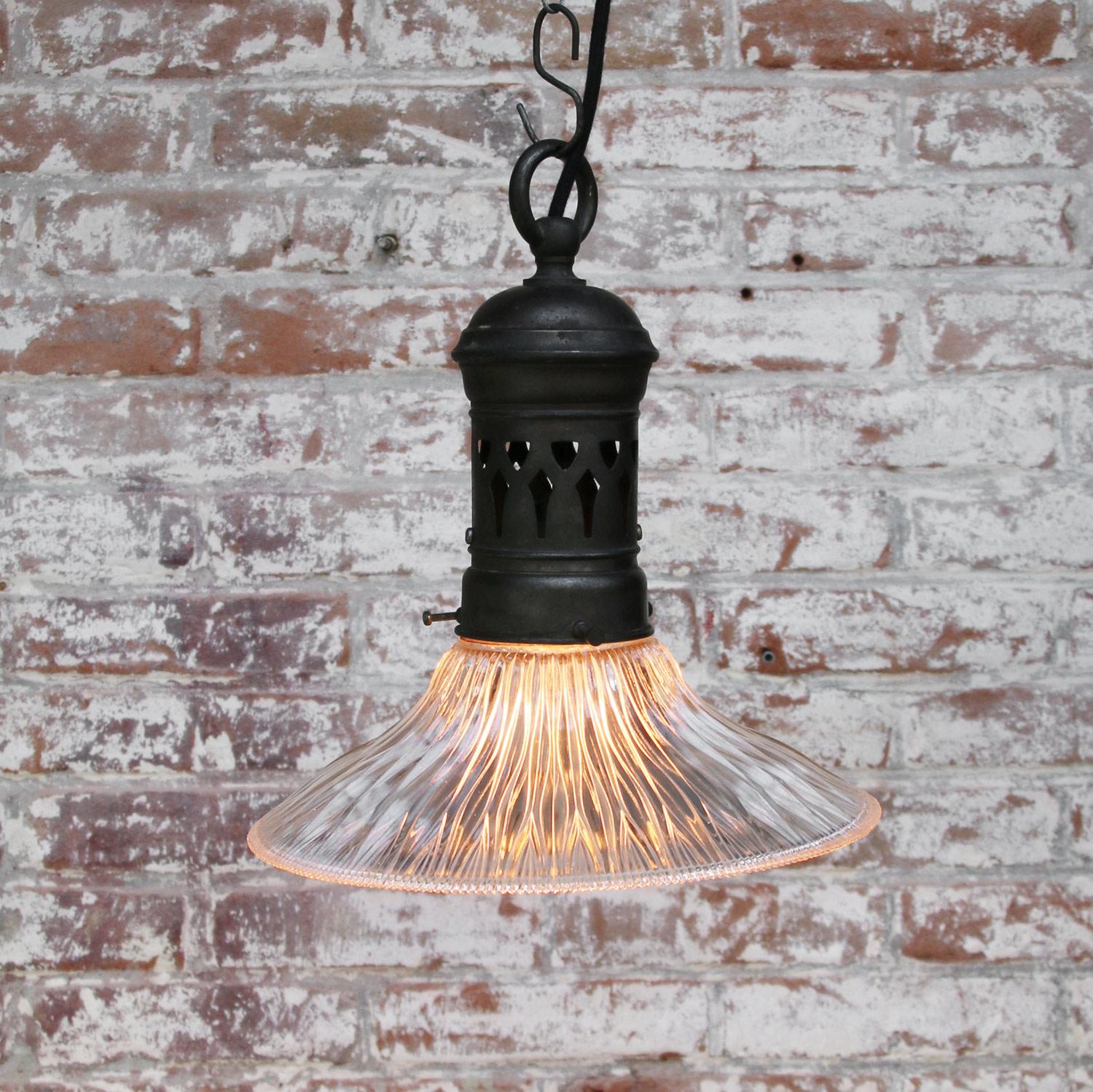 Holophane Glass Vintage Industrial Brass Top Pendant Light In Good Condition In Amsterdam, NL