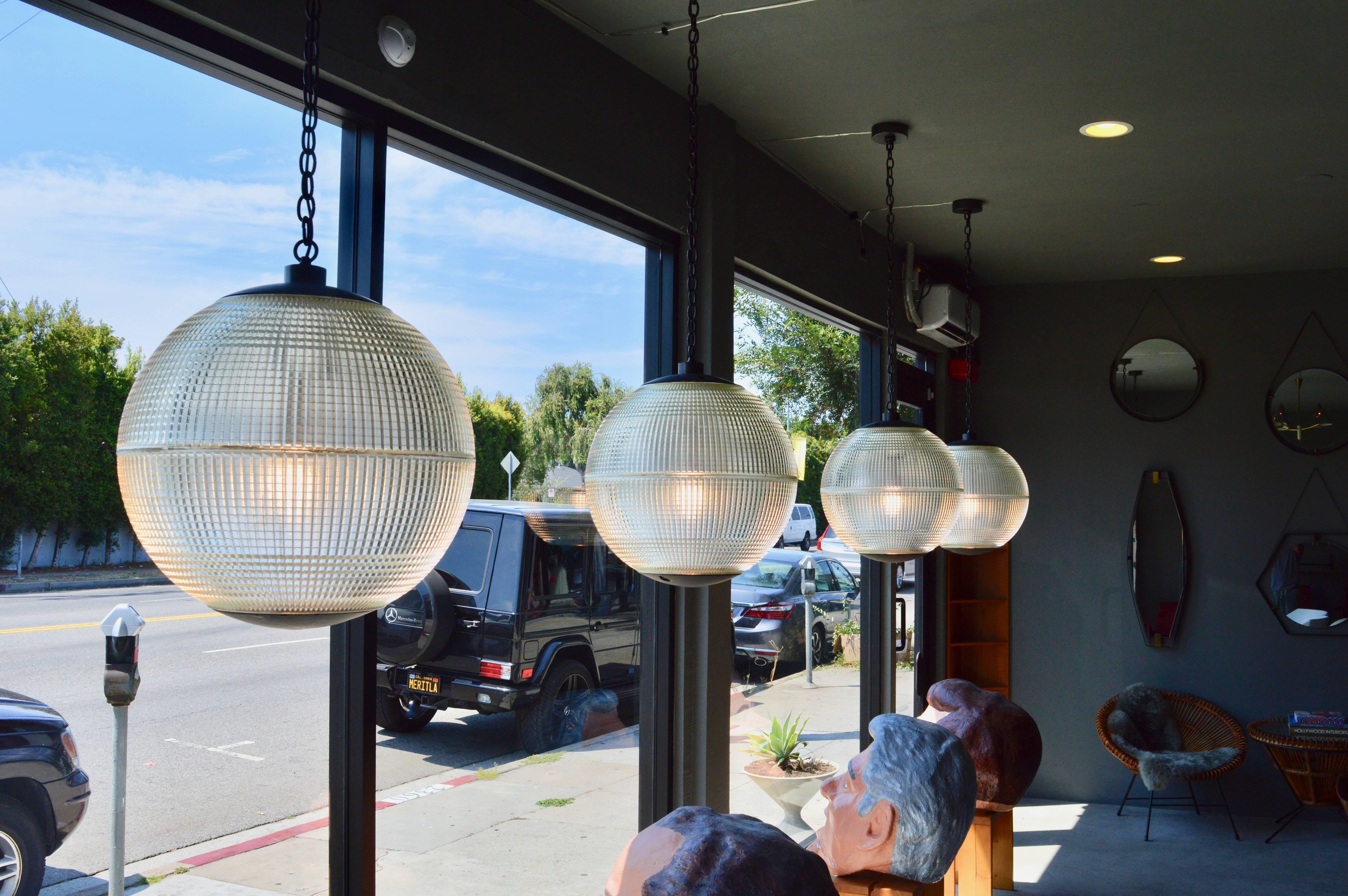 holophane globe pendant light