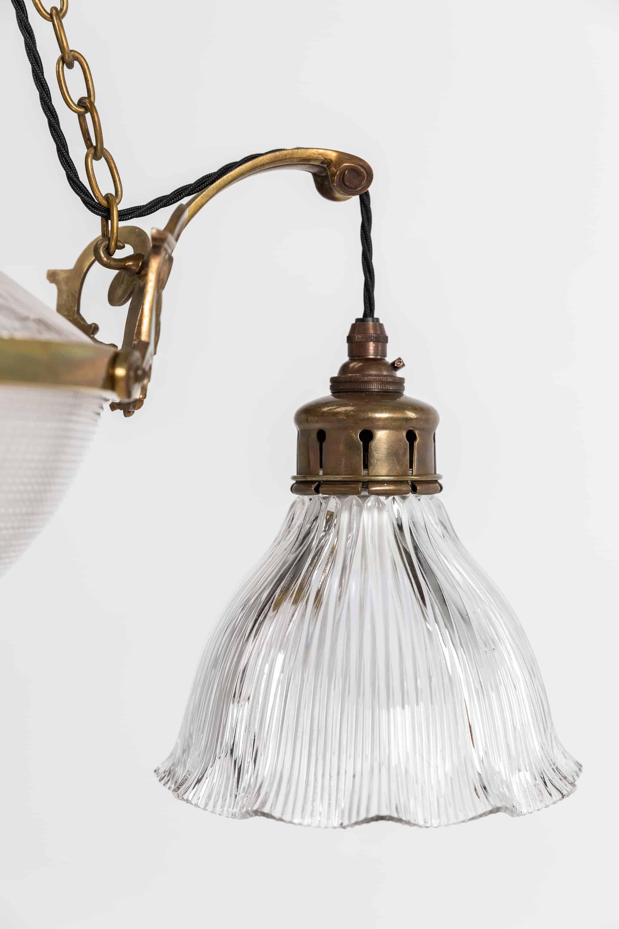 Holophane 'Stiletto' Prismatic Glass Cluster Chandelier Light Pendant, c.1915 In Fair Condition In London, GB