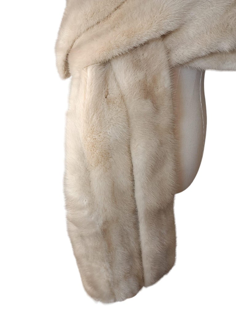 Holt Renfrew Blush mink Fur Cape Shrug Stole Boa wedding For Sale