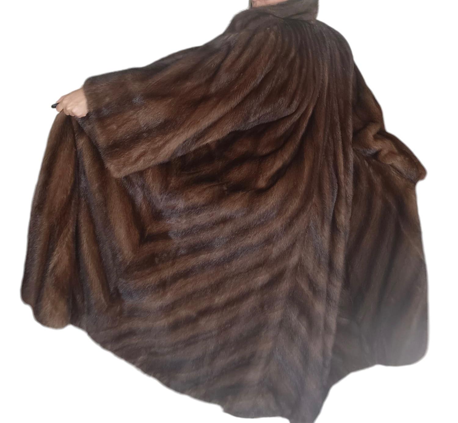 Dior Mink Fur Full Length Coat (Size 20 - L) For Sale 12
