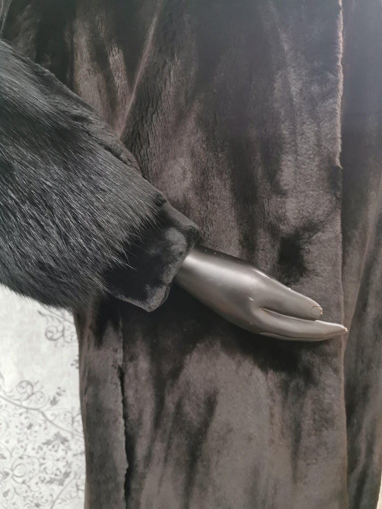 Holt Renfrew Alaskan seal fur coat with fox fur trim size 8 For Sale at 1stDibs seal fur coat