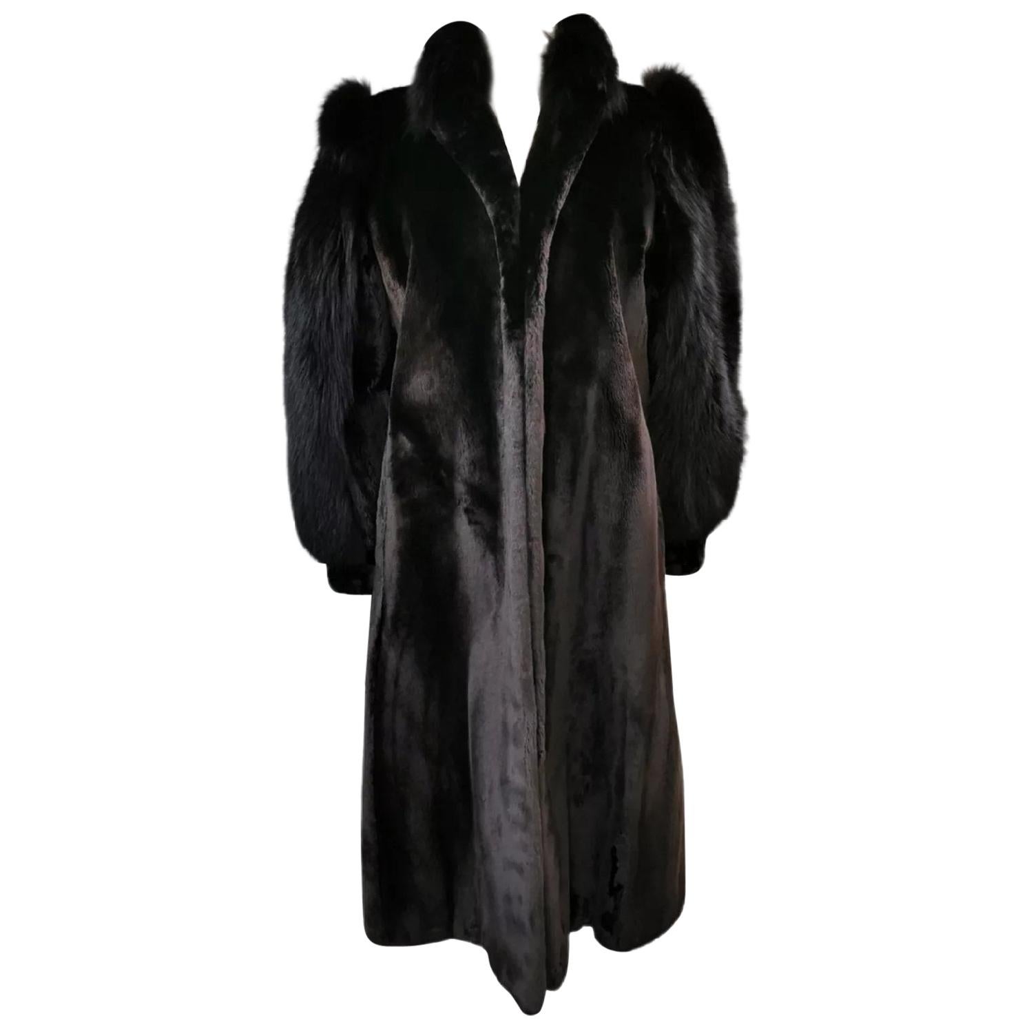 Holt Renfrew Alaskan seal fur coat with fox fur trim size 8