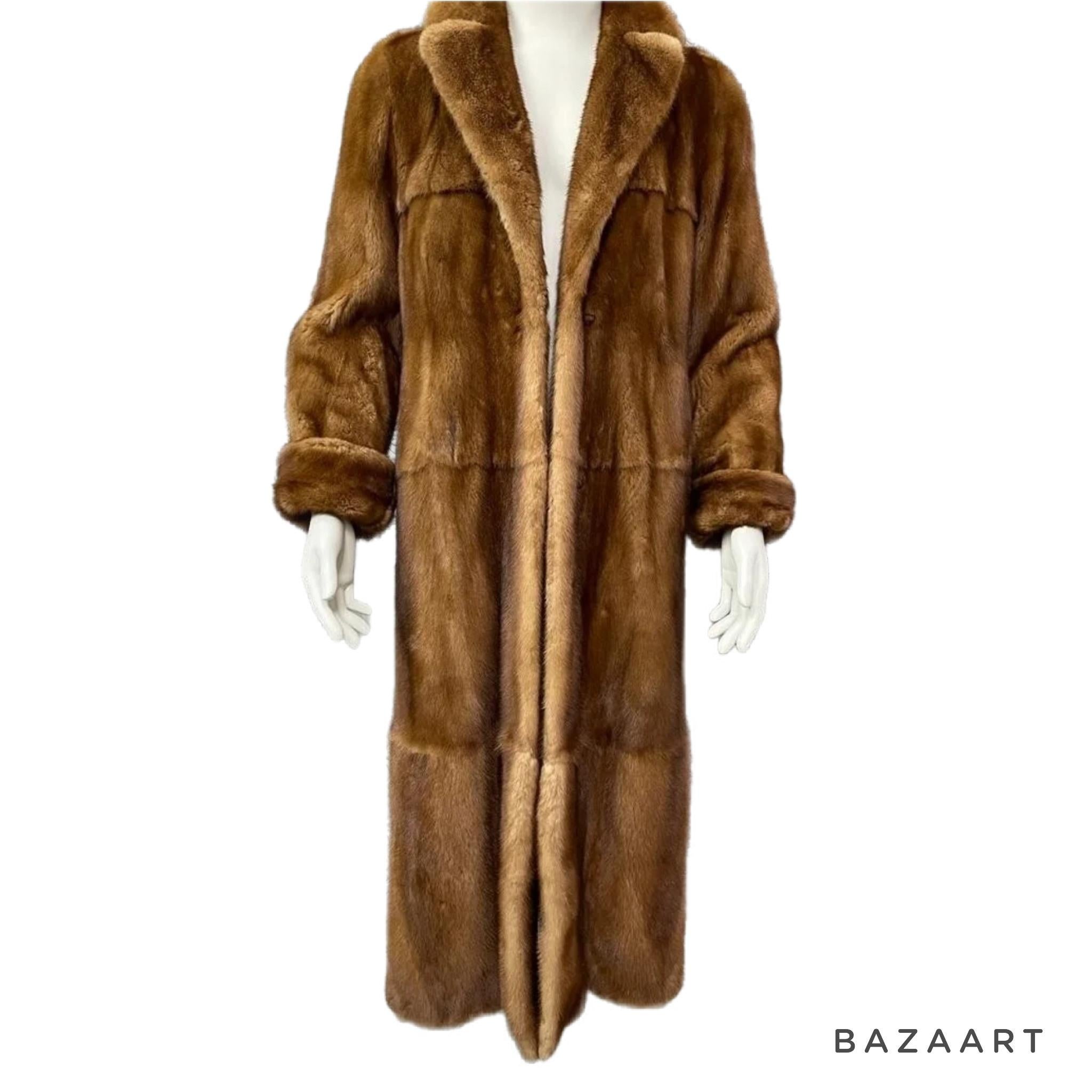 Holt Renfrew whiskey female mink Fur coat men's 44 silk  For Sale 10