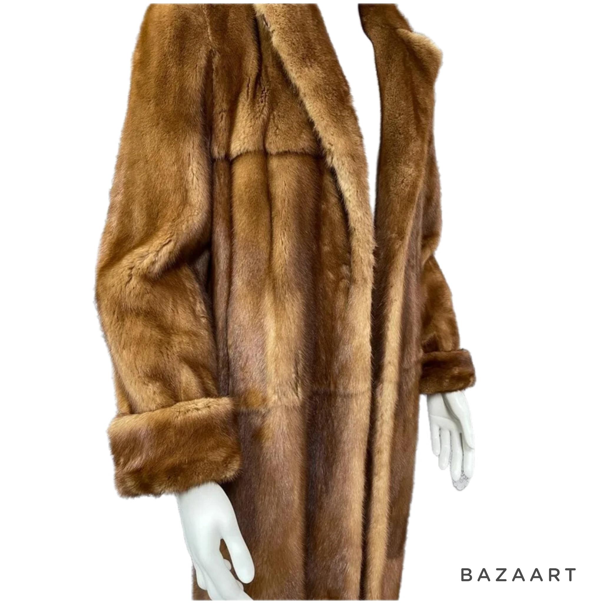 Holt Renfrew whiskey female mink Fur coat men's 44 silk  For Sale 13
