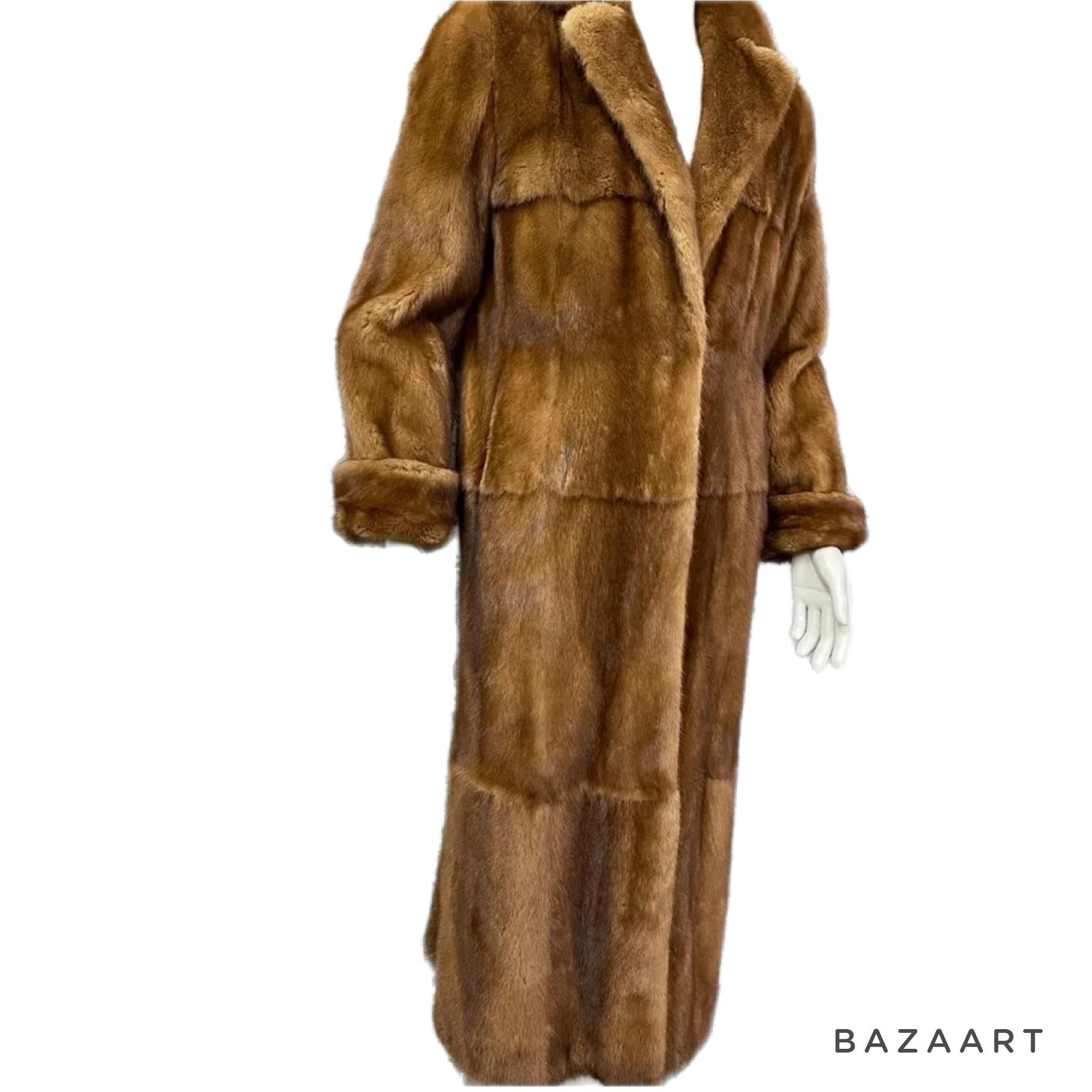 Holt Renfrew whiskey female mink Fur coat men's 44 silk  For Sale 16