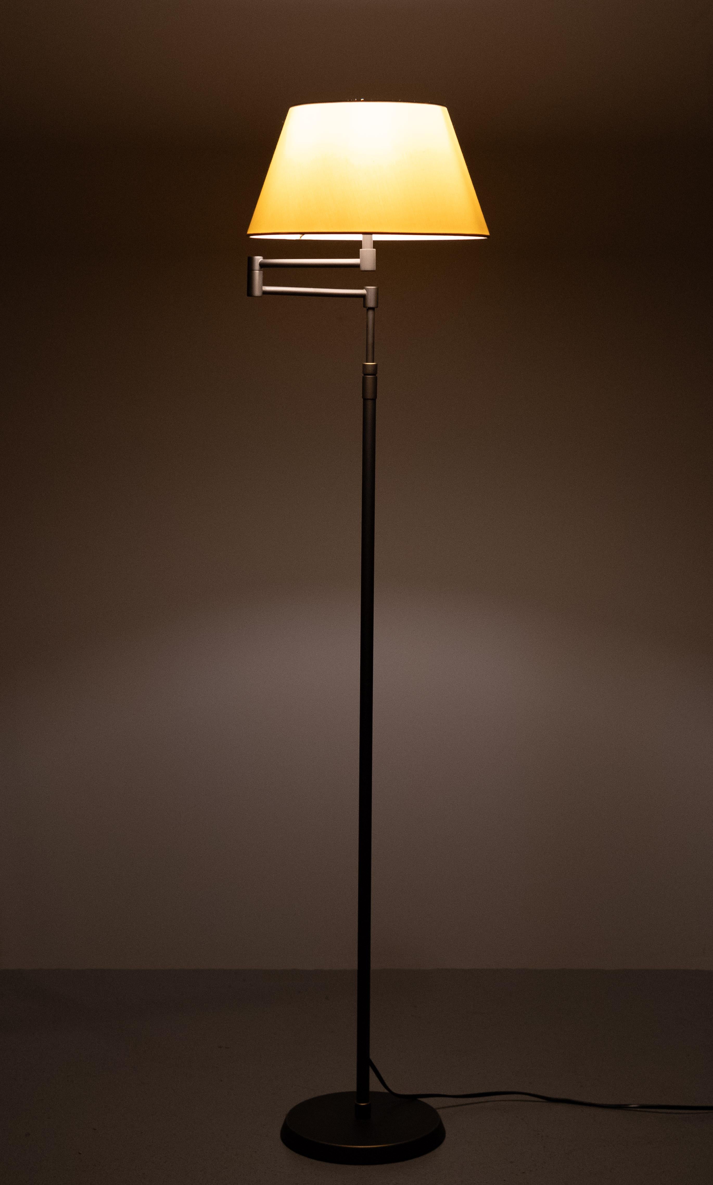 Lampadaire The Moderns à bras pivotant  Allemagne Bon état - En vente à Den Haag, NL