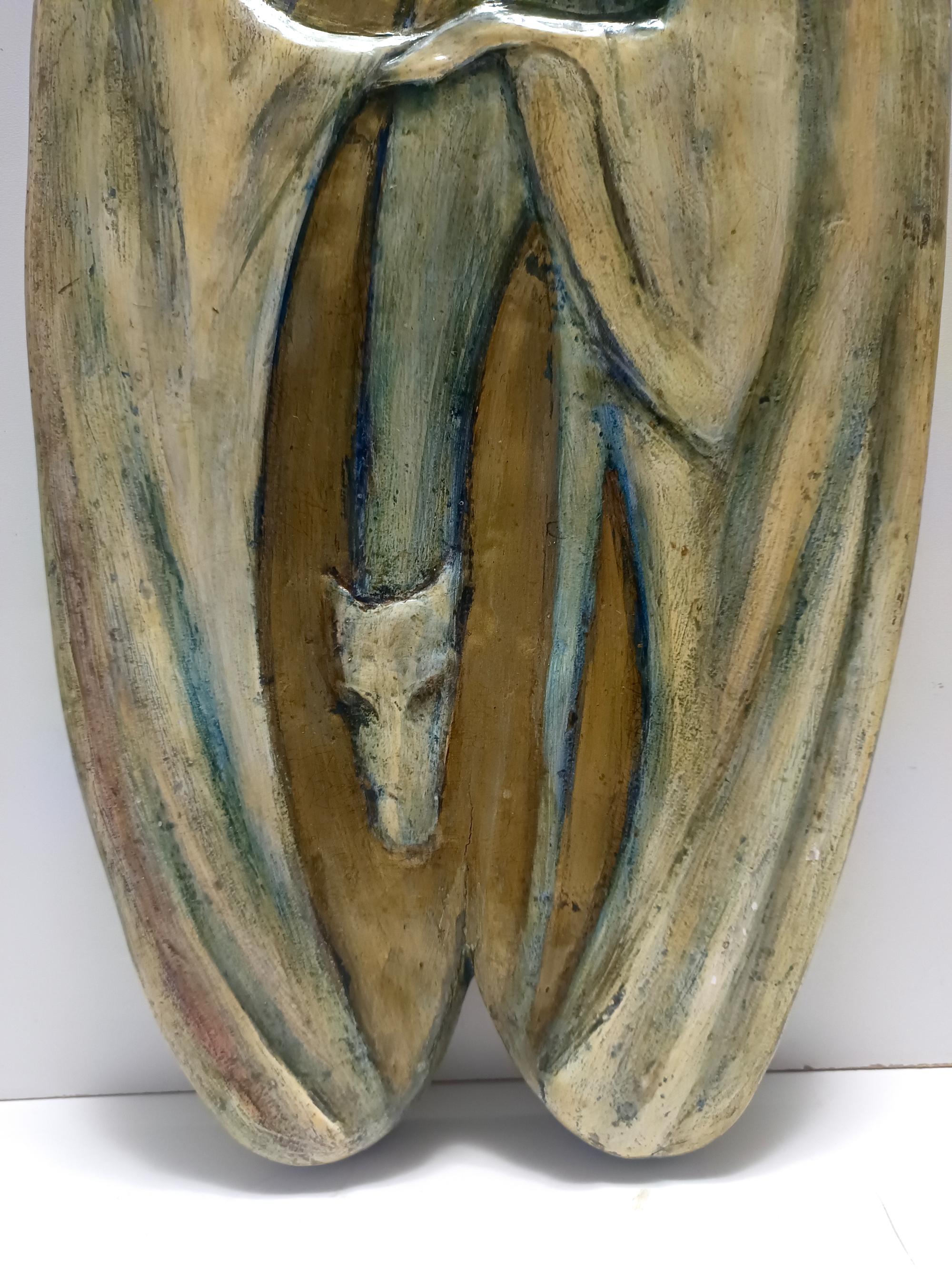 Holy Family Hand-Painted and Hand-Carved Beech Panel, Italy For Sale 2