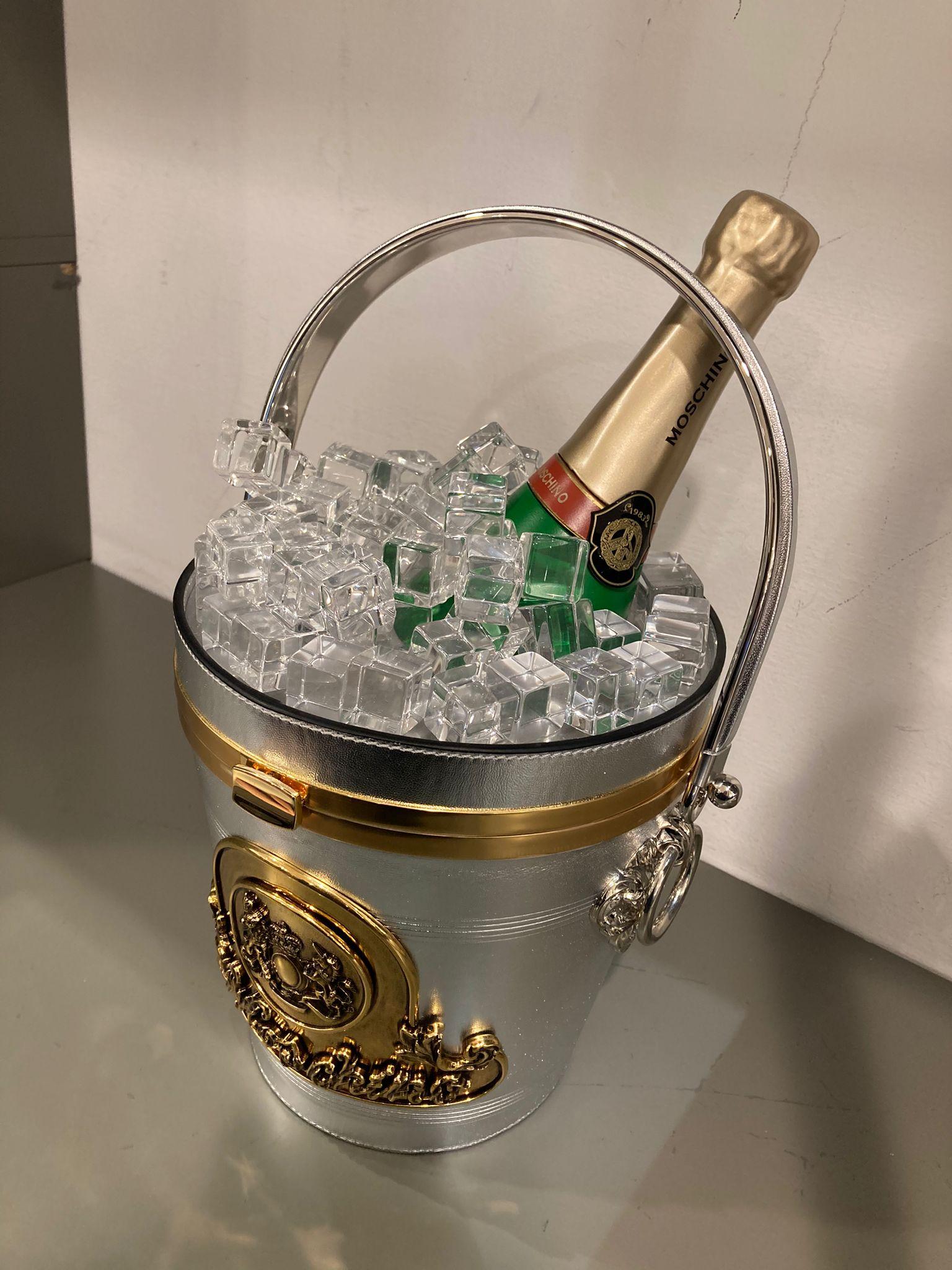 Marron LE GRAAL ! MOSCHINO COUTURE JEREMY SCOTT CHAMPAGNE ICE BUCKET BAG Leather AW22 en vente