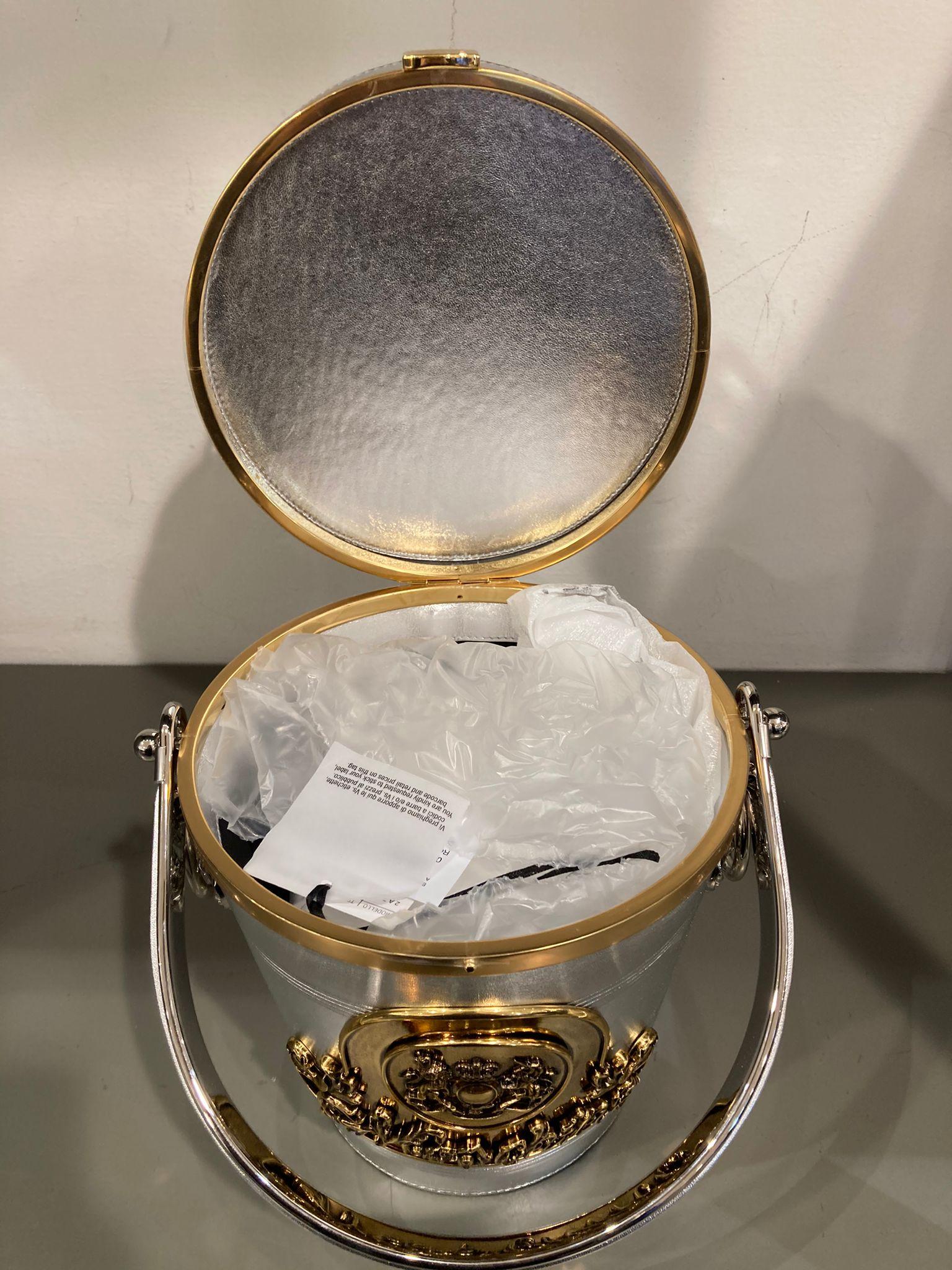 LE GRAAL ! MOSCHINO COUTURE JEREMY SCOTT CHAMPAGNE ICE BUCKET BAG Leather AW22 Unisexe en vente