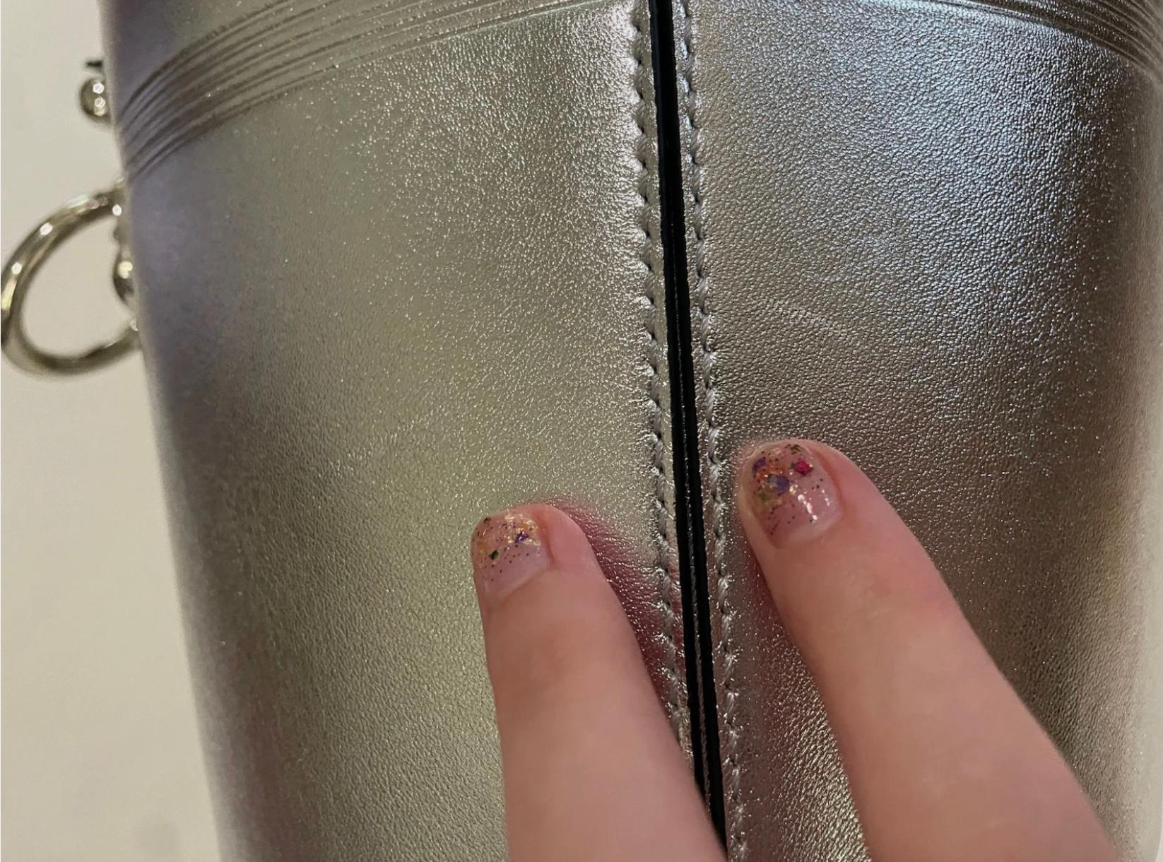 LE GRAAL ! MOSCHINO COUTURE JEREMY SCOTT CHAMPAGNE ICE BUCKET BAG Leather AW22 en vente 4