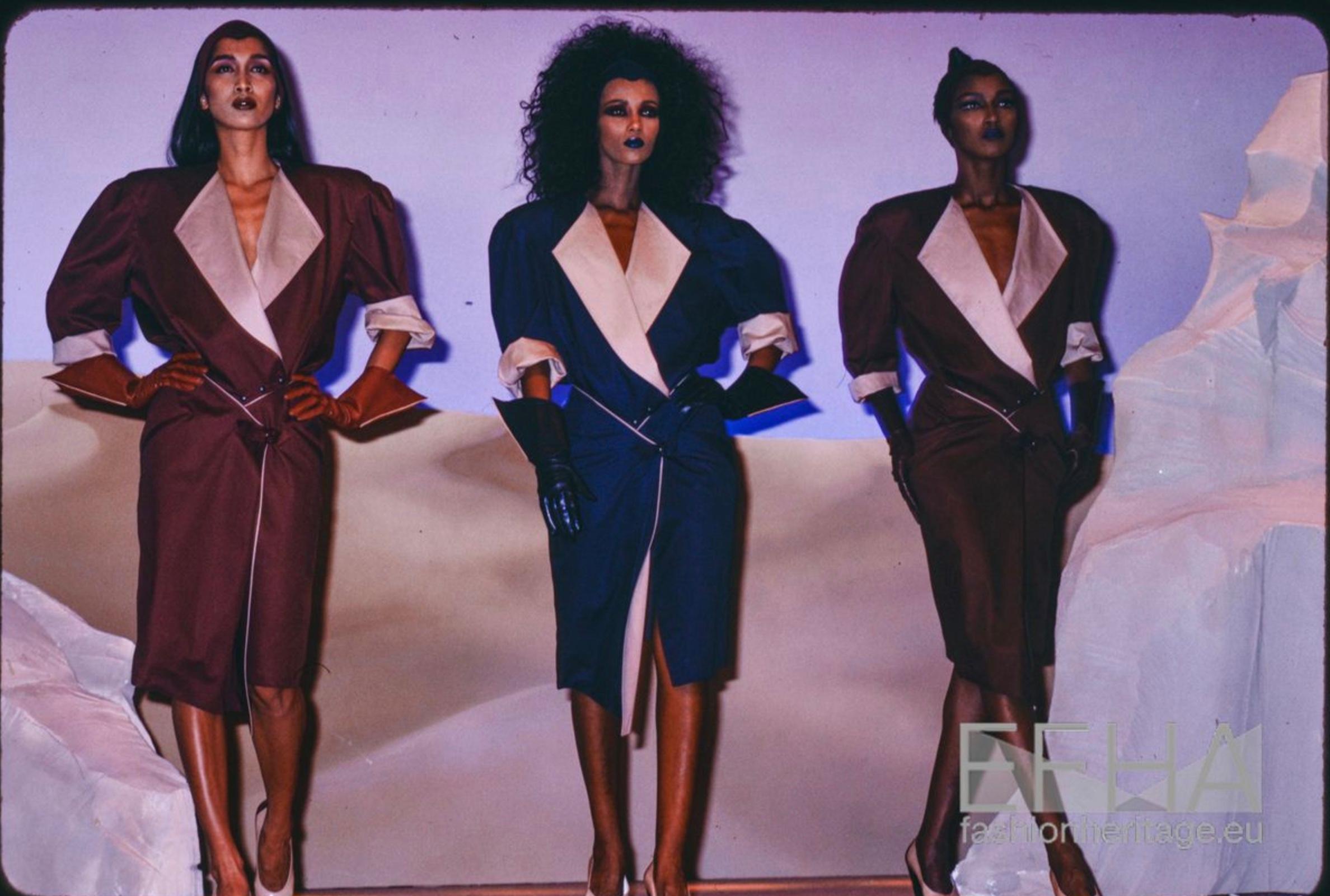 Santo Grial Thierry Mugler Vestido Iman SS 1986 Pasarela Documentada en venta 4