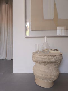 hom 40 von asterisque. Handgefertigter Bio-Steinzeug-Beistelltisch, Spanien, Neu