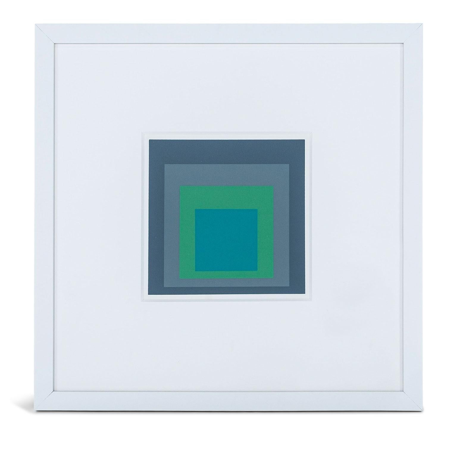 Homage to the Square serigraphs by Josef Albers: original mid-century silk screen prints by Josef Albers (1888-1976), published in a portfolio by Verlag Aurel Bongers KG, Recklinghausen, Germany in 1977. Mat window is 8.63 inches by 8.63 inches.