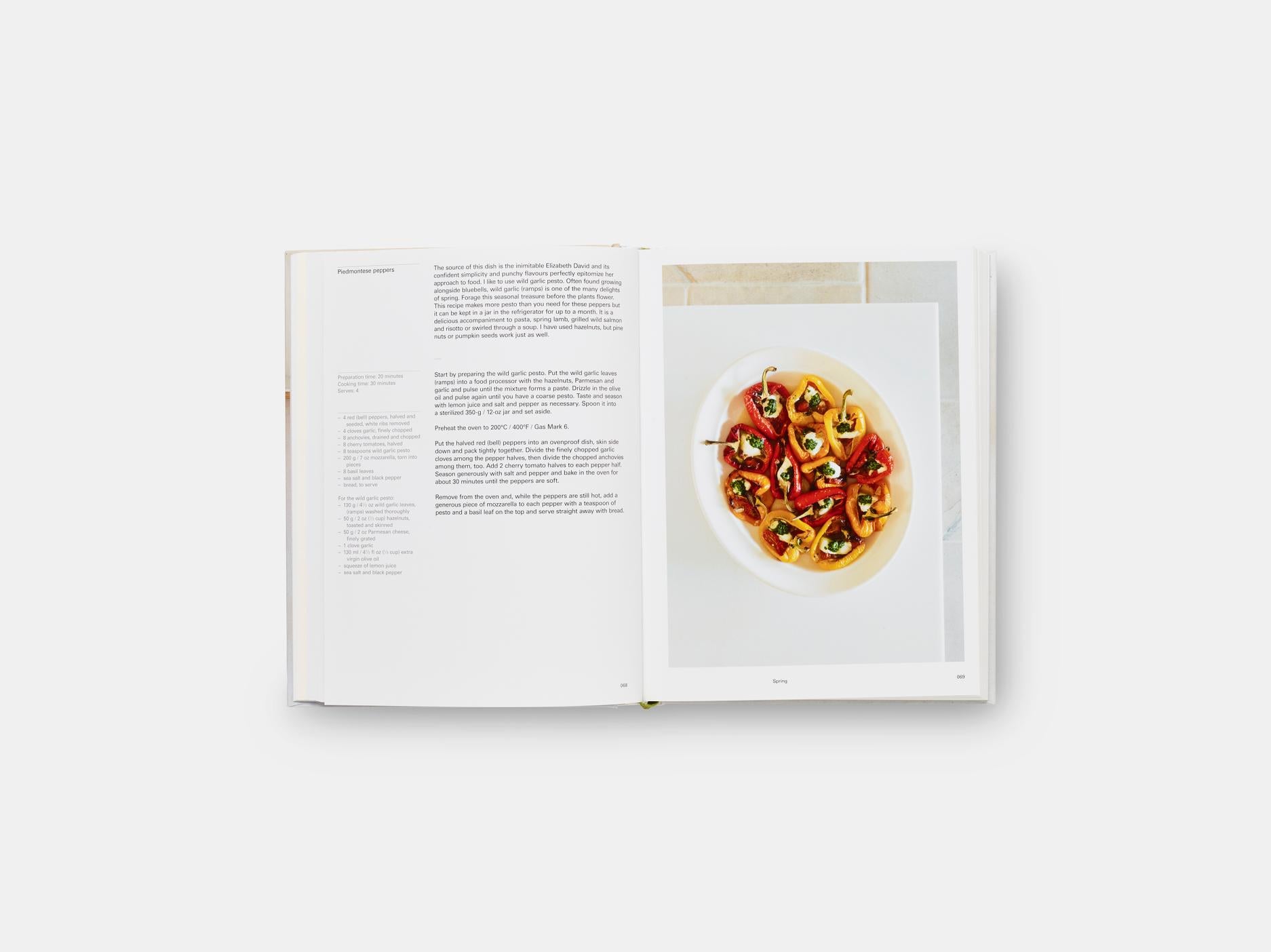 Livre de cuisine de la ferme domestique Neuf - En vente à New York City, NY
