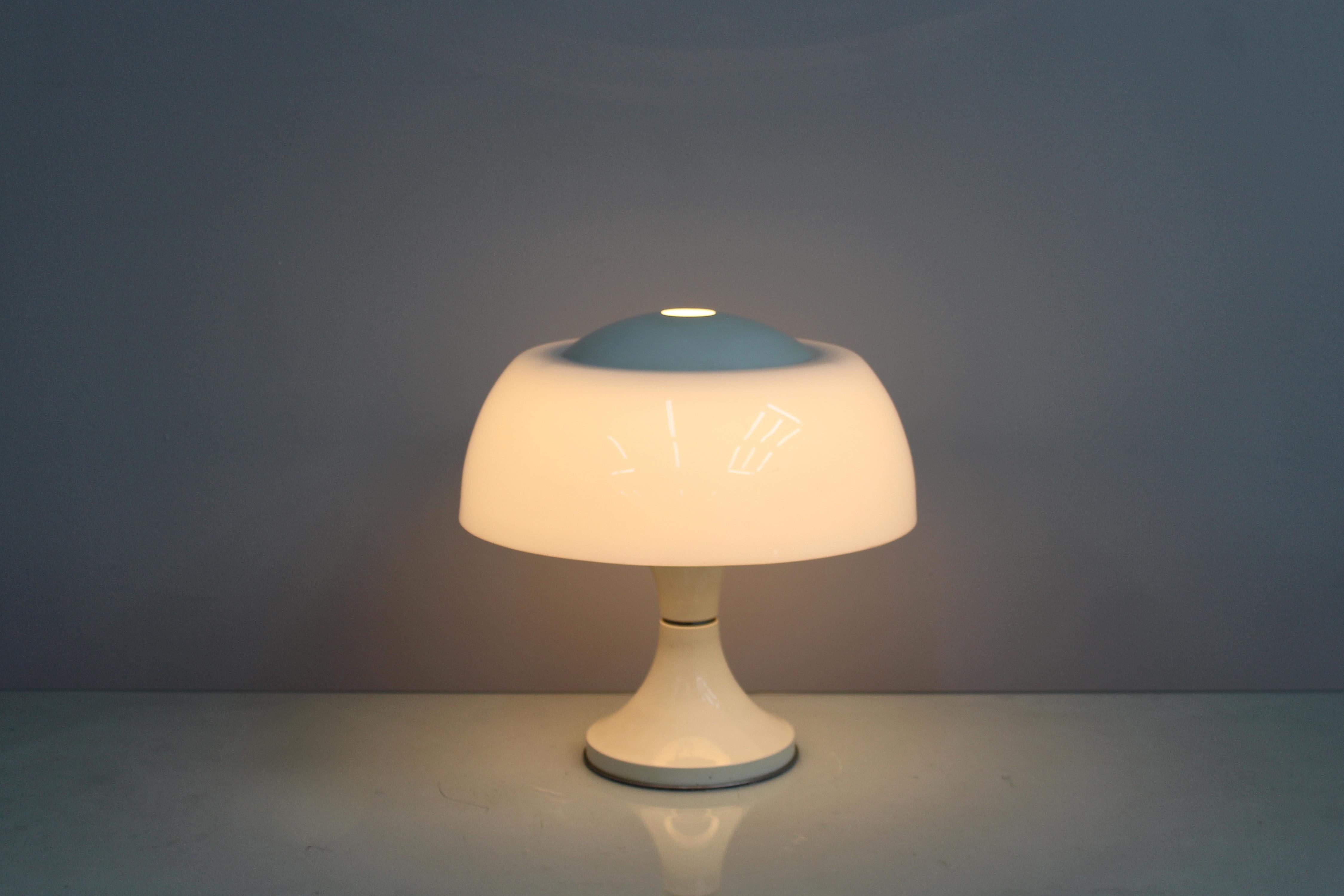 Lampe « Home » par  Lampe de bureau Sciolari pour Valenti en verre, métal et perspex 1968 en vente 3