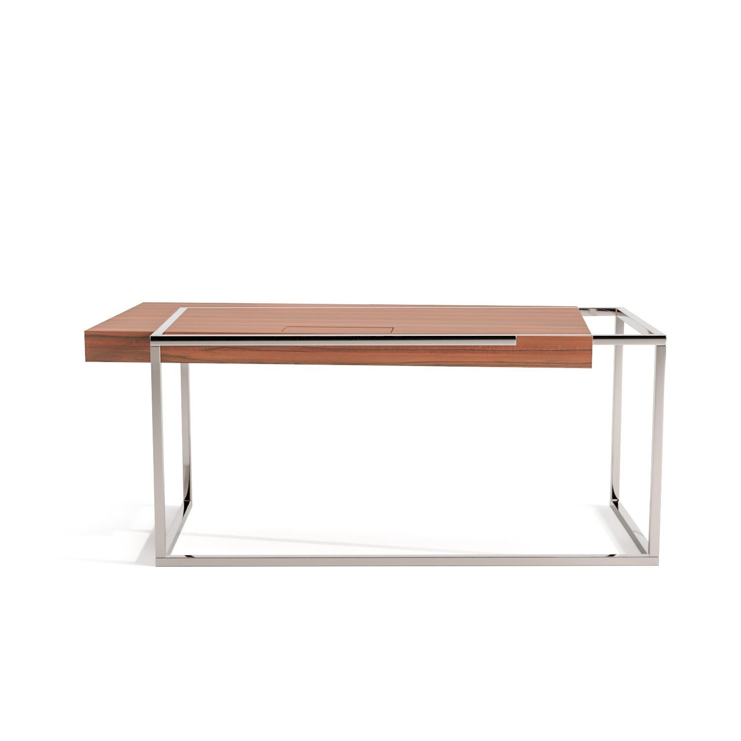 The executive desk ExCentric 2.0 listed here is made in tineo wood and brushed stainless steel. However, we can produce this in customized options: 
Structure: Stainless steel (polished or brushed); brass (polished or brushed).
Tabletop: Another