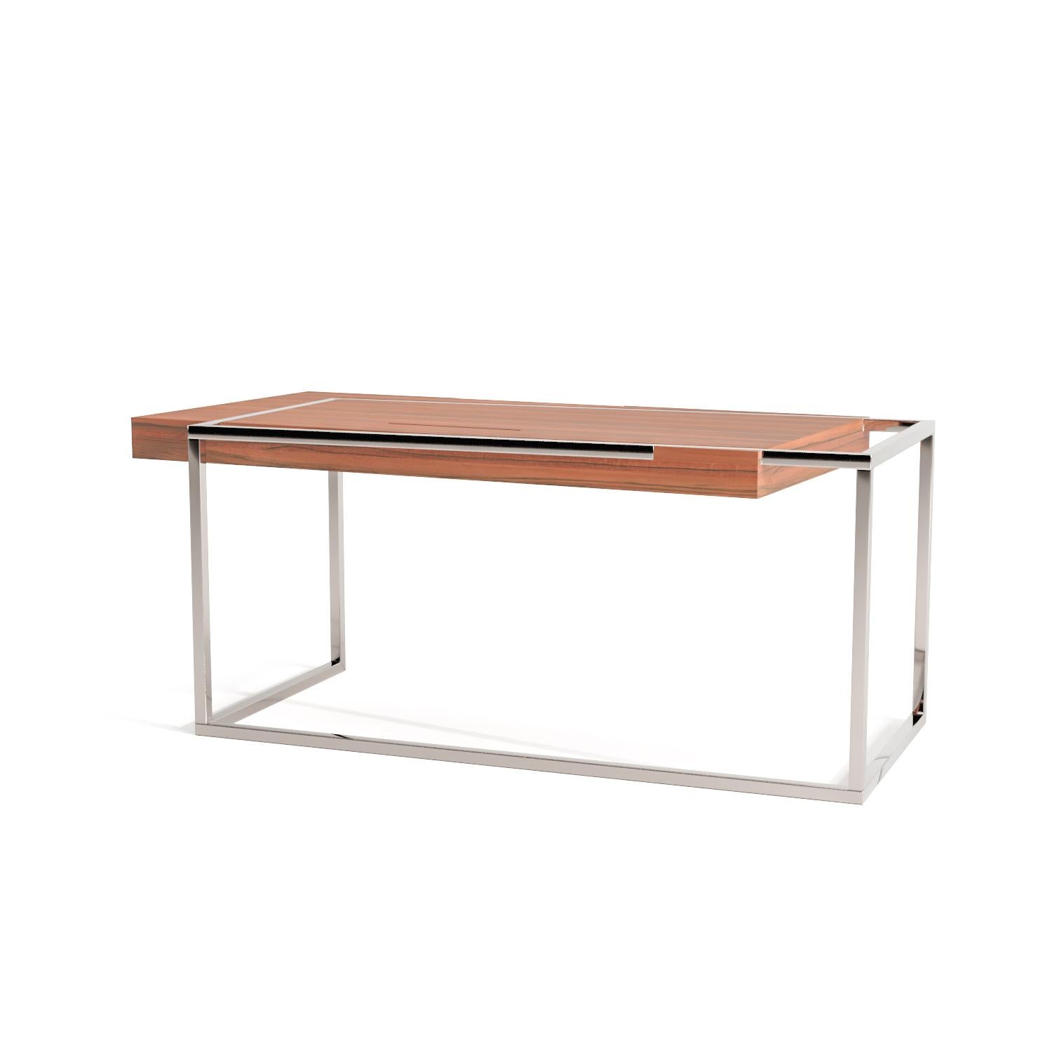 Le bureau de direction ExCentric 2.0 présenté ici est fabriqué en bois de tinéo et en acier inoxydable brossé. Cependant, nous pouvons le produire dans des options personnalisées : 
Structure : Acier inoxydable (poli ou brossé) ; laiton (poli ou
