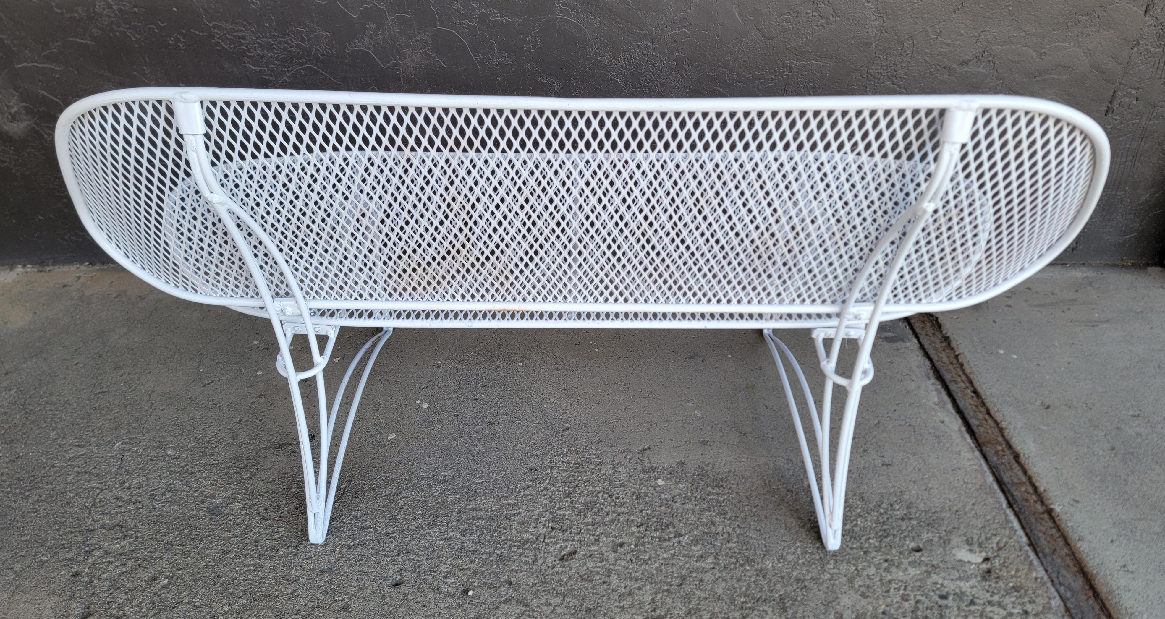 Banco de jardín de hierro y acero Homecrest Settee en Bueno estado para la venta en Fulton, CA