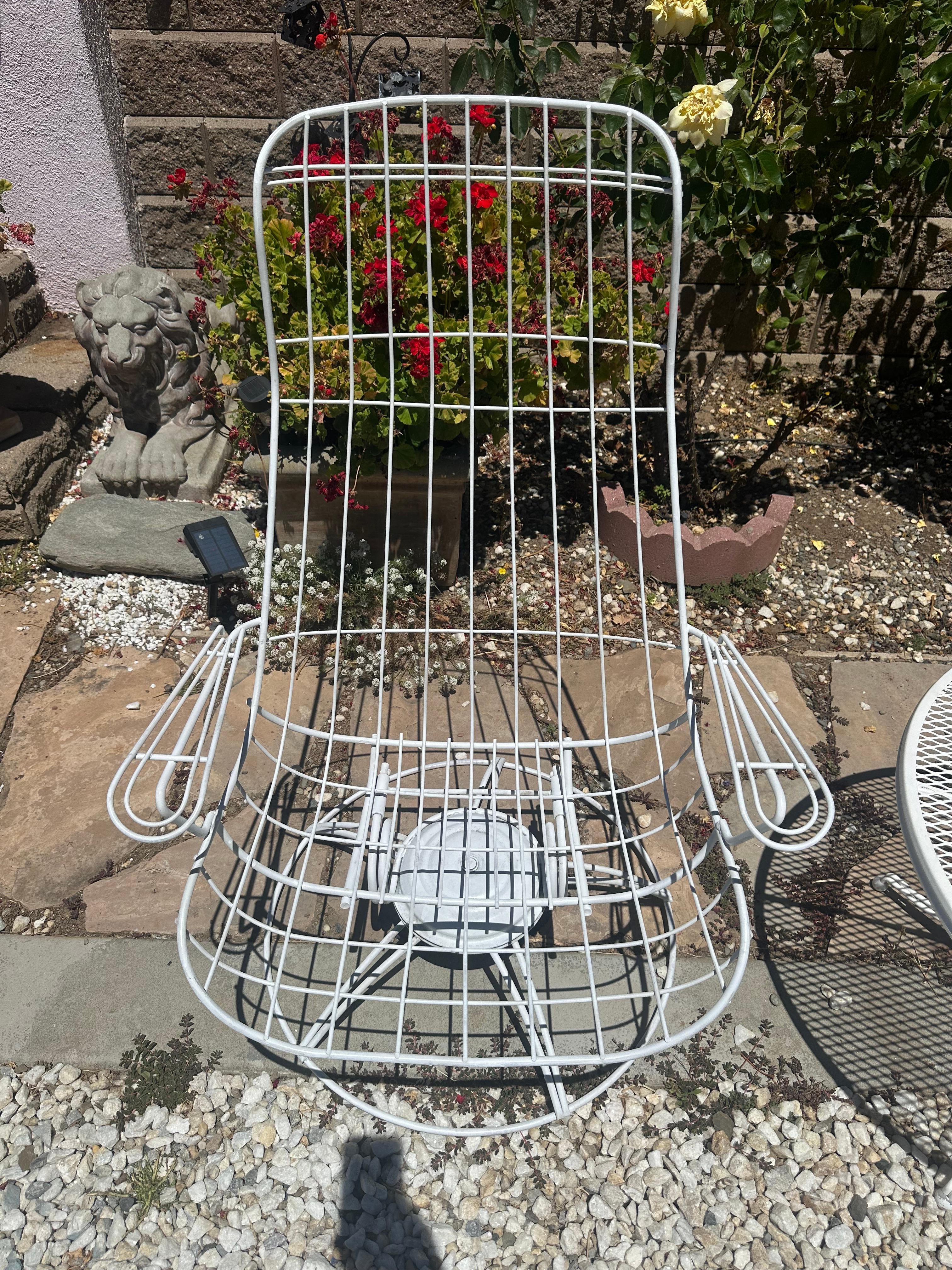 American Homecrest Mid Century Modern Patio Set, 2 armchairs+adjusting height round table For Sale