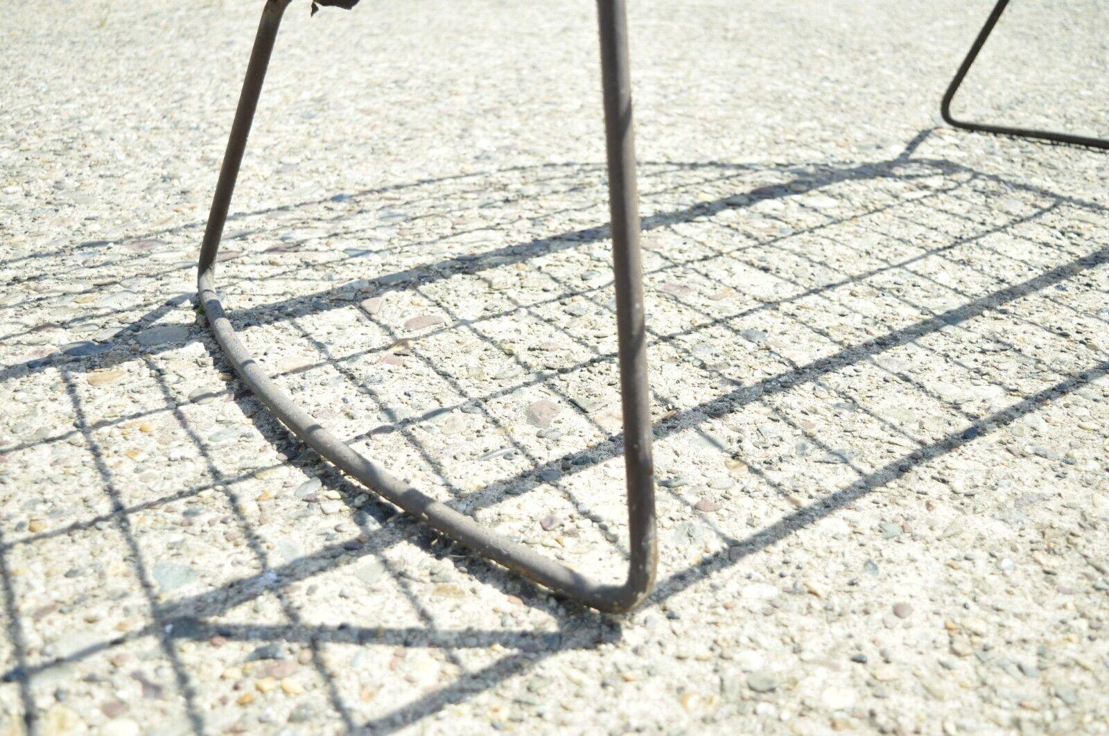 20th Century Homecrest Mid-Century Modern Wrought Iron Metal Garden Patio Loveseat Settee