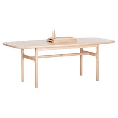 HOMELAND Table Oak