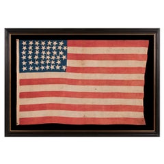 Bandera Americana Antigua de Fabricación Casera con Excepcionales Cualidades Folclóricas, 1896-1908