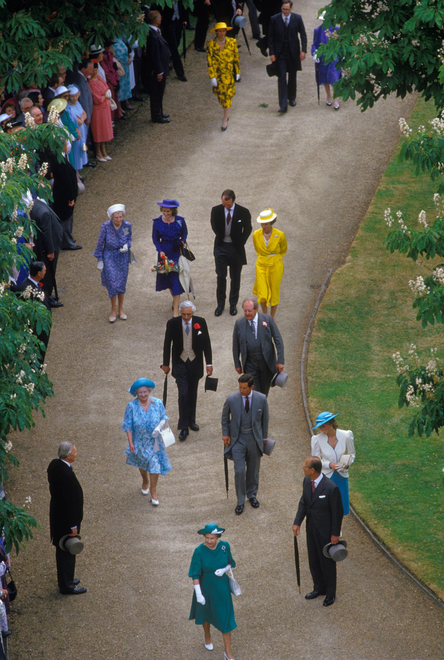 Homer Sykes  Figurative Photograph - Royals Buckingham Palace Garden Party - oversized signed limited edition print