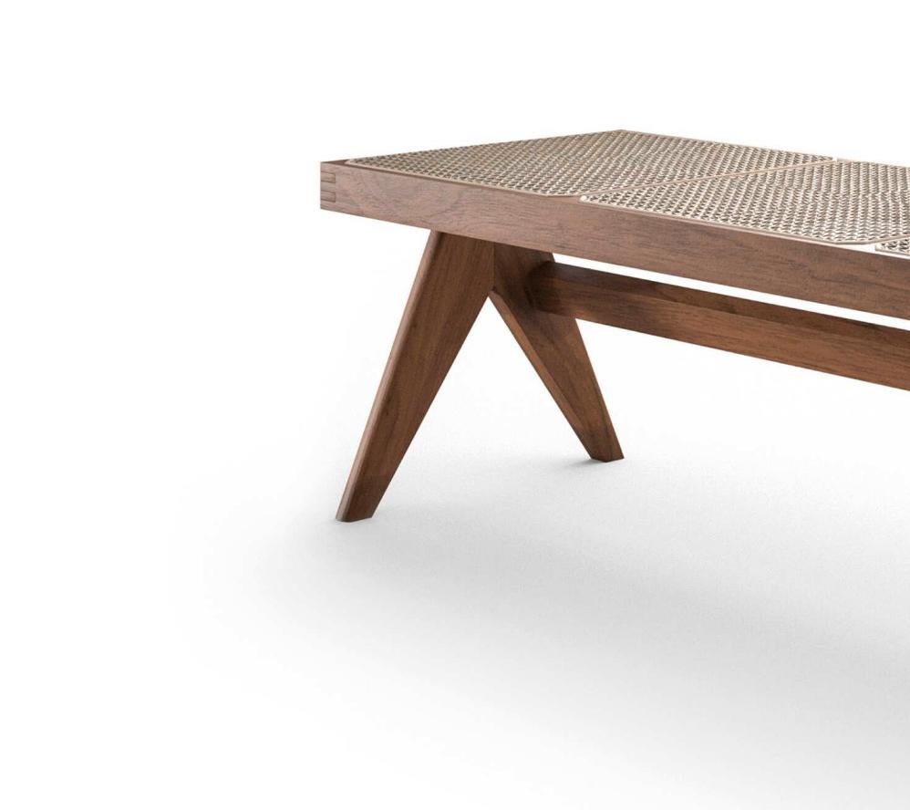 Teak Hommage À Pierre Jeanneret Panchina civile per Cassina in vendita