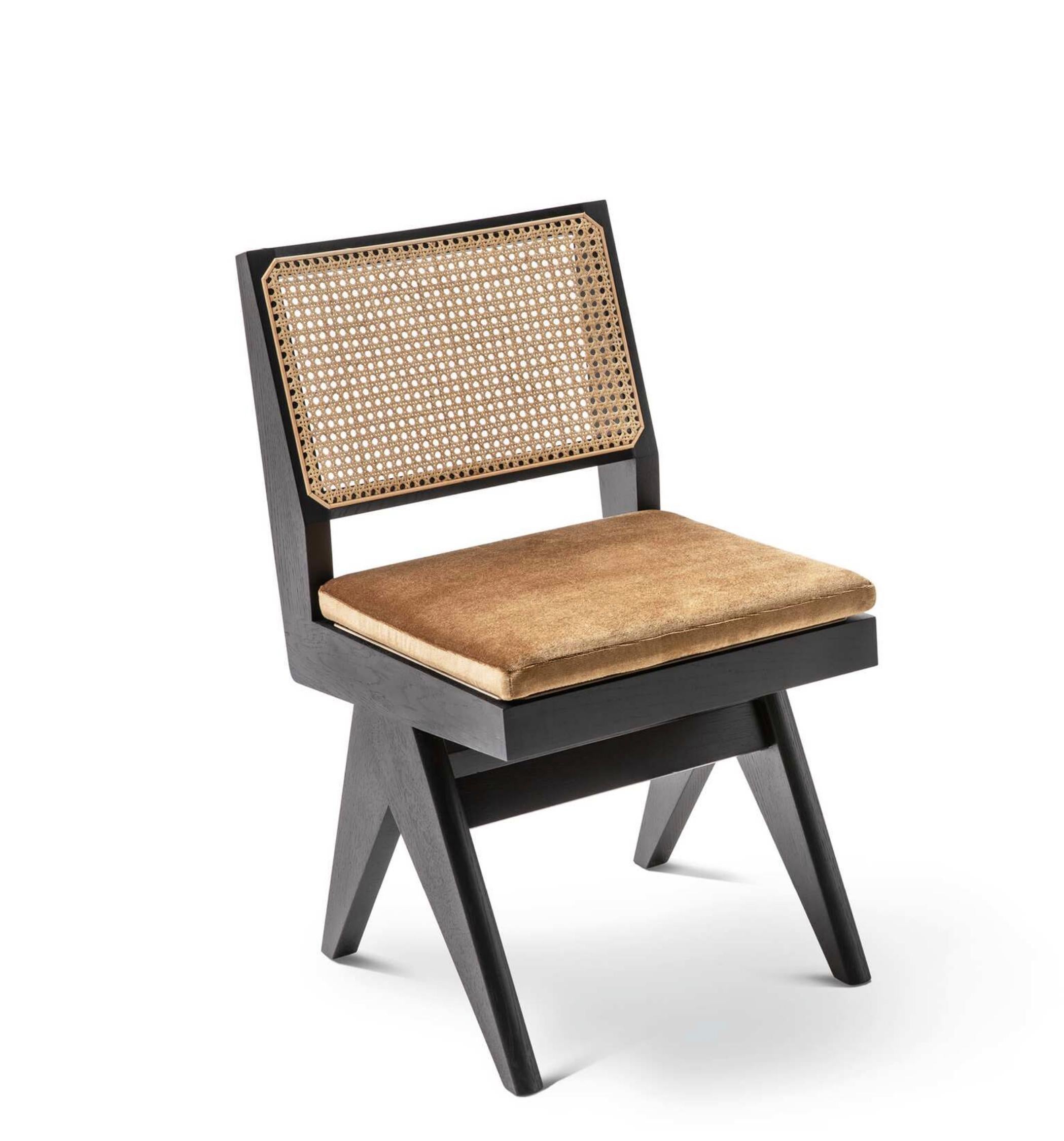 XXIe siècle et contemporain Hommage À Pierre Jeanneret Set of Two Capitol Complex Chair For Cassina en vente