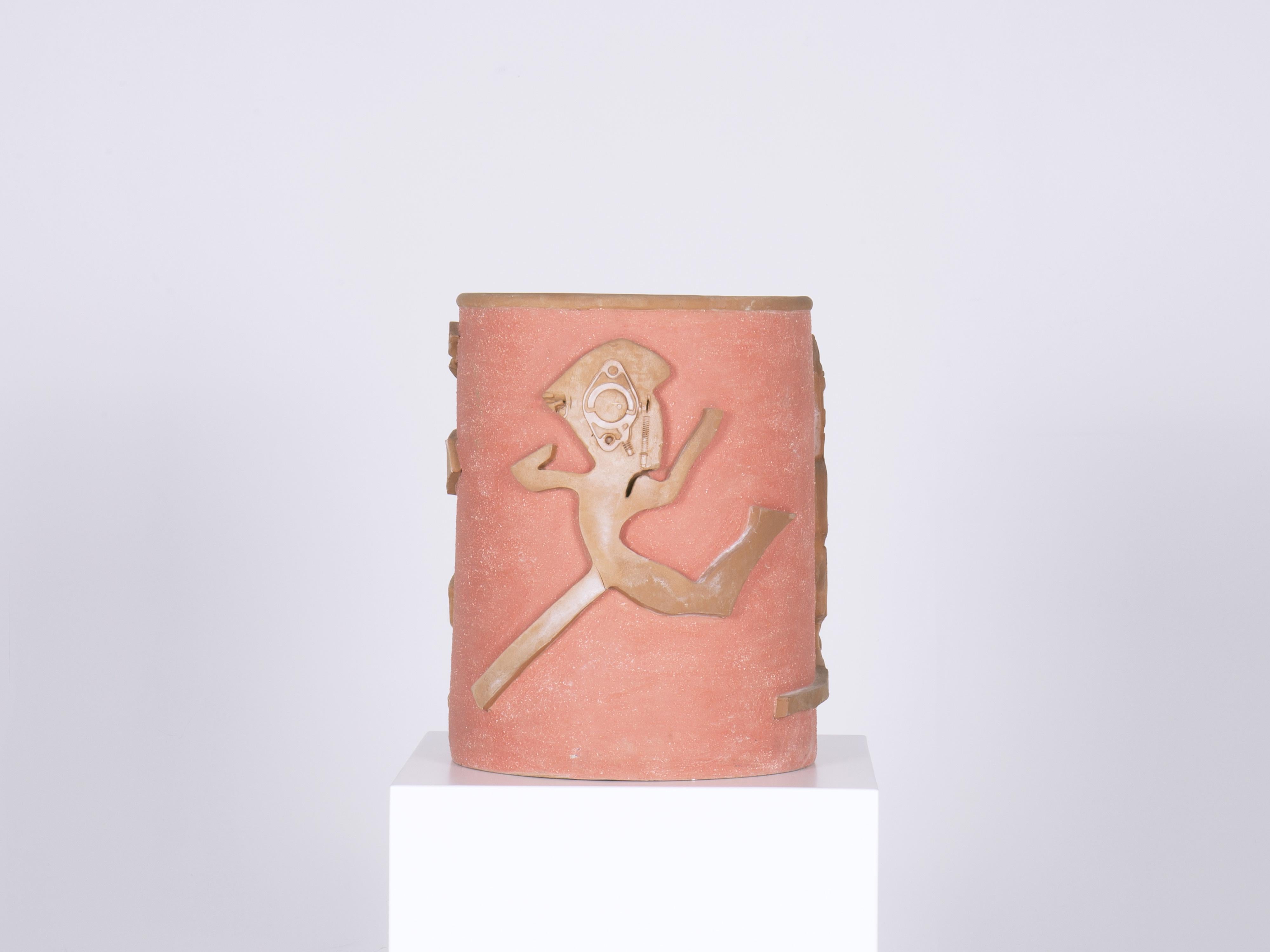 Italiano Vaso in ceramica Homosmusa di Roberto Matta in vendita