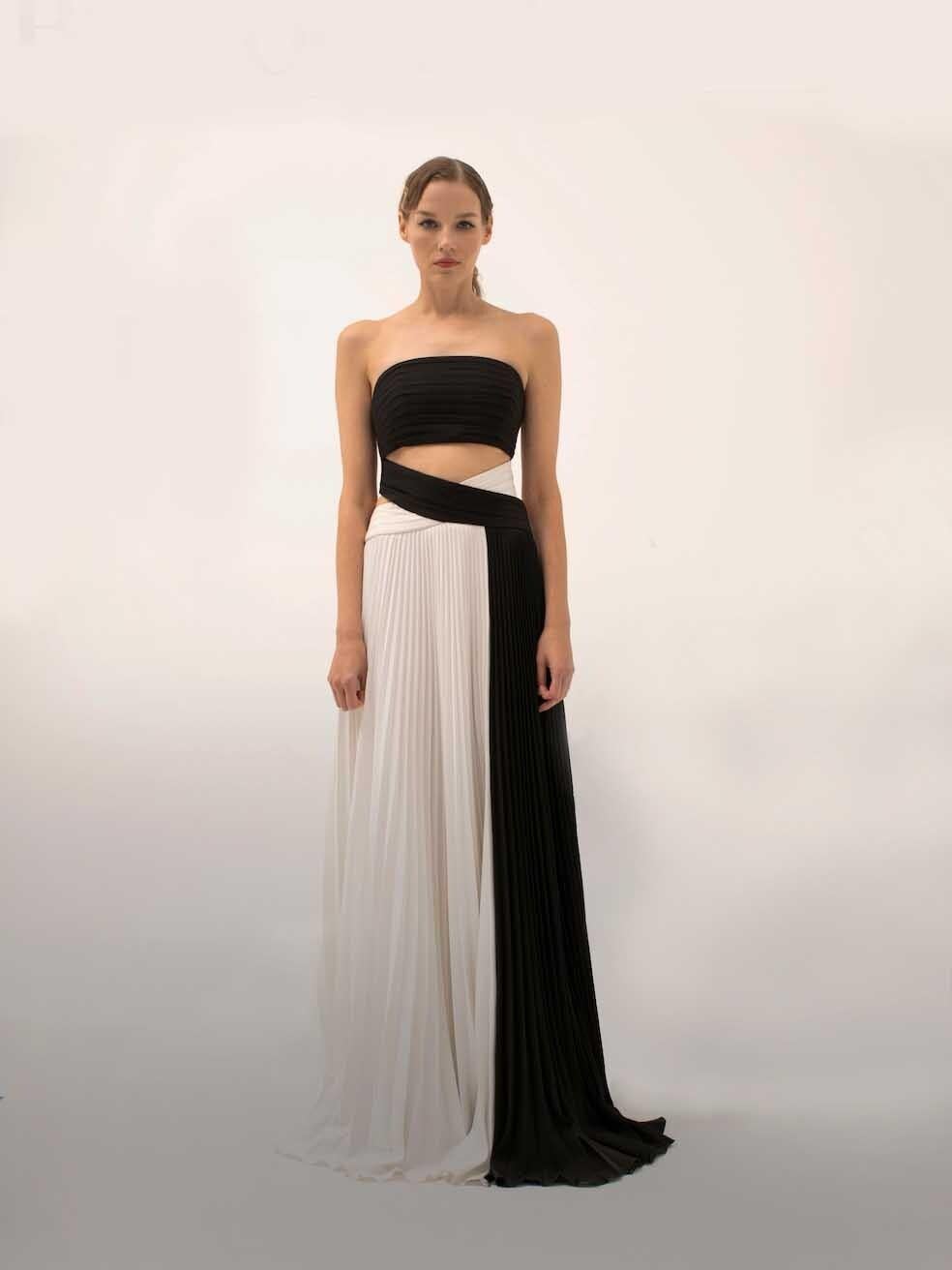 CONDITION is Never Worn With Tag. Minimal wear to dress is evident. Minimal wear to the waist exterior and lining with slight discolouration on this used Honayda designer resale item.
 
 
 
 Details
 
 
 S/S 23
 
 Black and white
 
 Polyester
 
