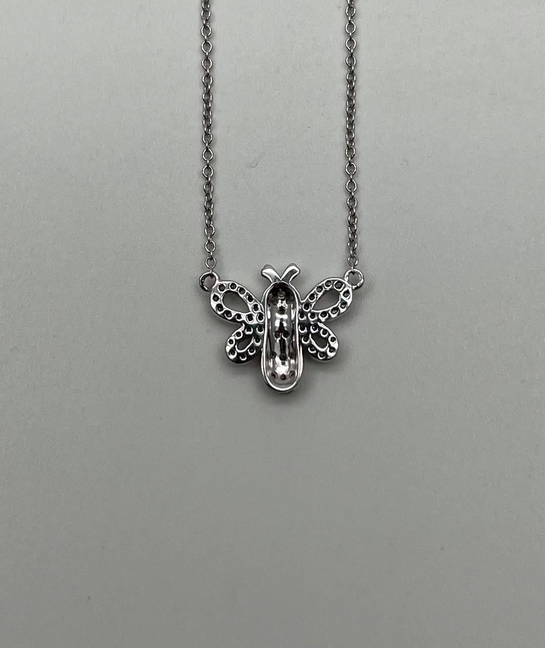 Mixed Cut Honey Bee Symbol Diamonds Halo Motif 18K Karat White Gold Pendant Chain Necklace For Sale