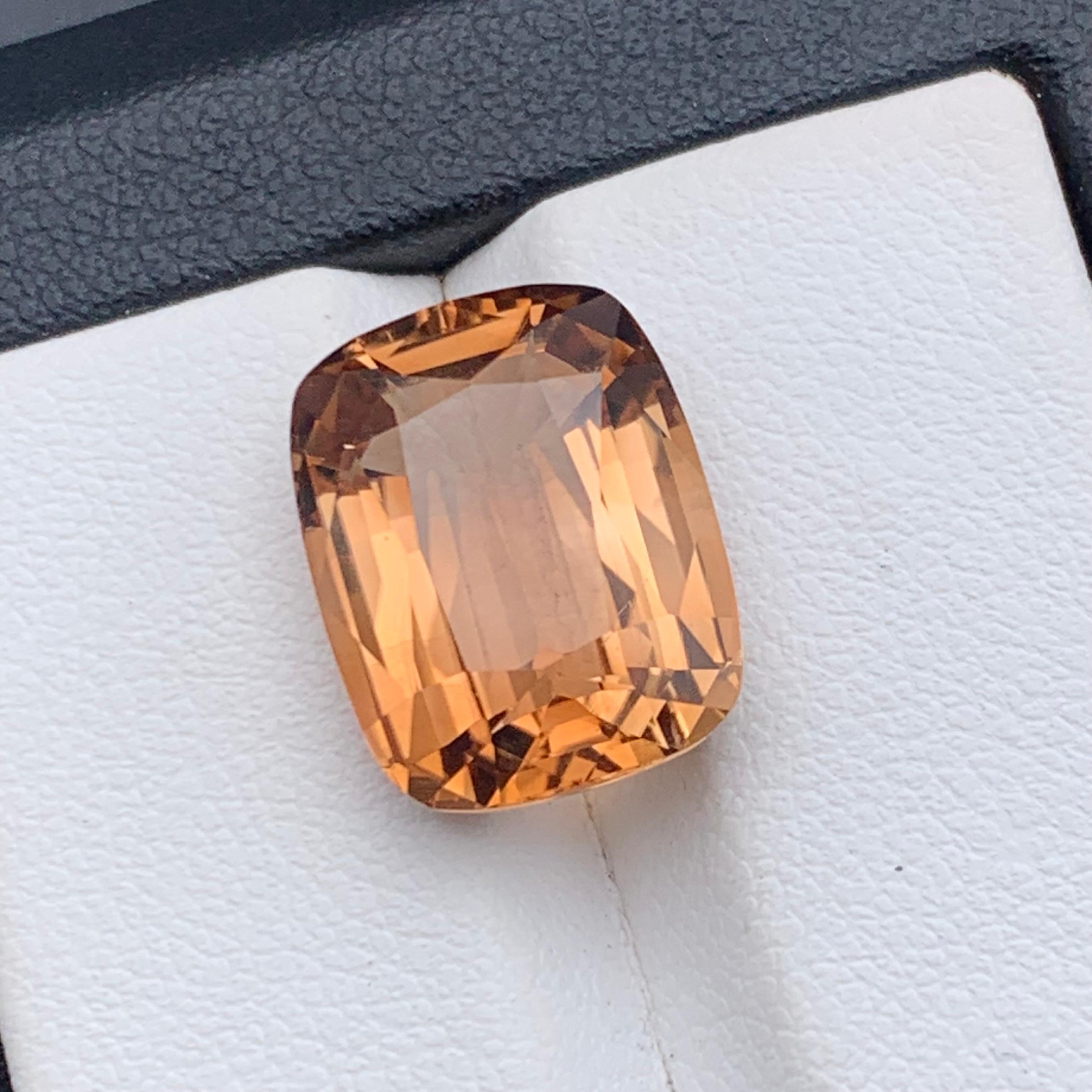 Honey Brown Natural Topaz Ring, Necklace Pendant Loose Gemstone 11.50 Ct Cushion For Sale 1