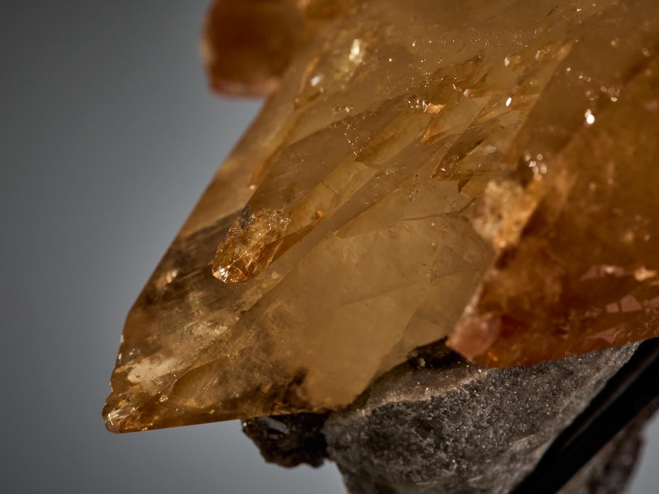 Honey Calcite with Sphalerite im Angebot 8