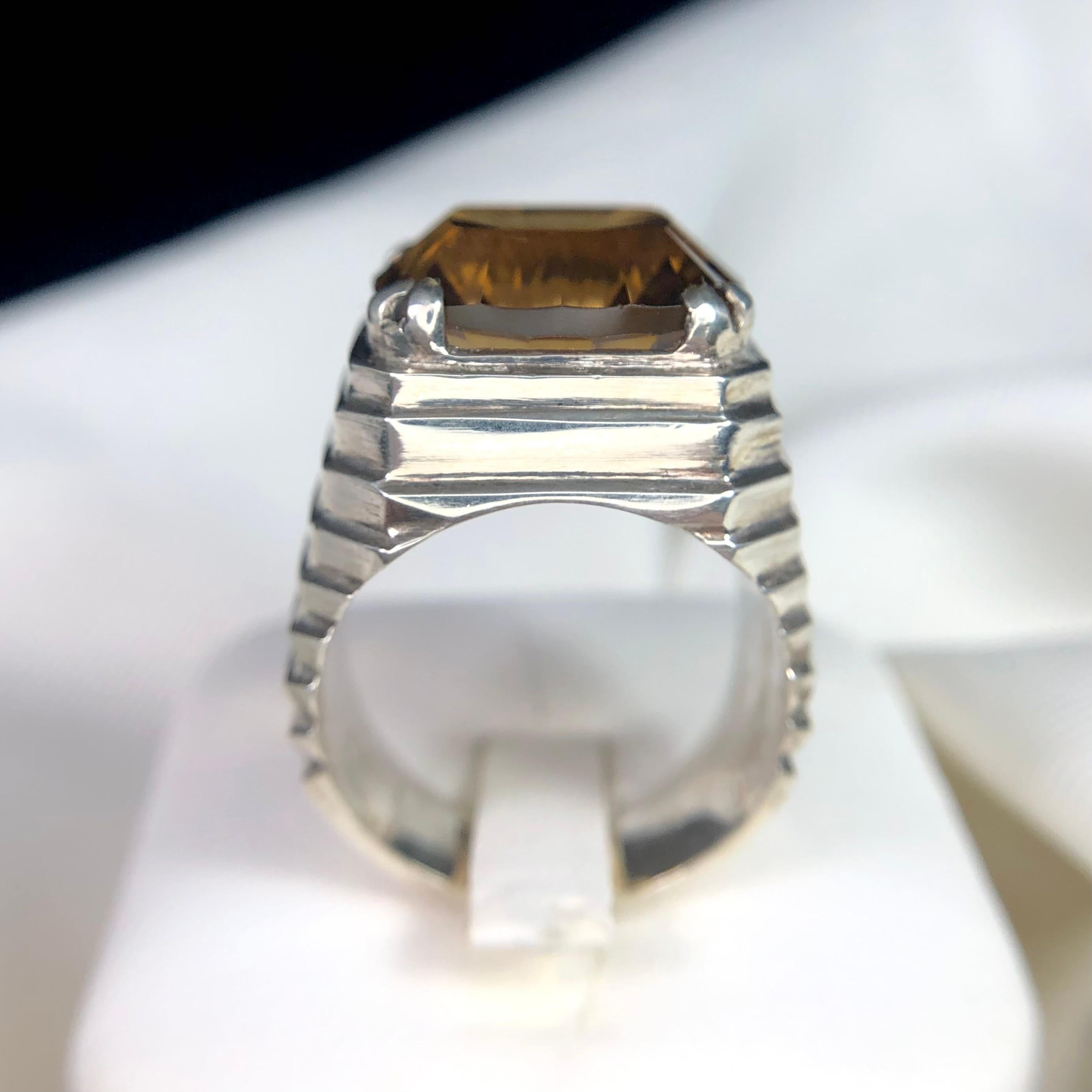 Honey Golden Natural Citrine Gemstone St.Silver Ring Handmade Fancy Concave Cut In New Condition In Peshawar, PK