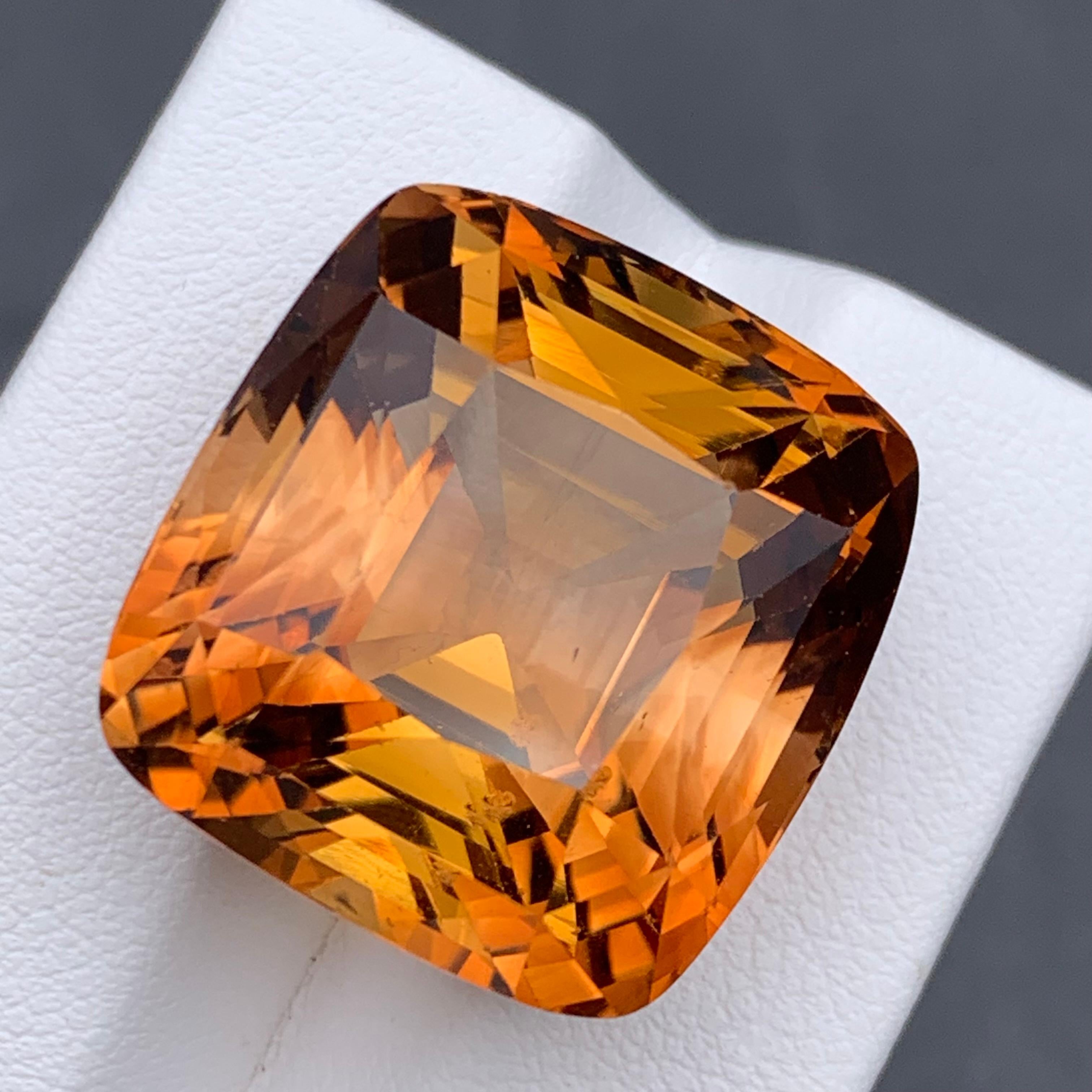 Colgante Topacio Natural Dorado Miel Gema Suelta 56.75 Ct Corte Cojín Antiguo 1