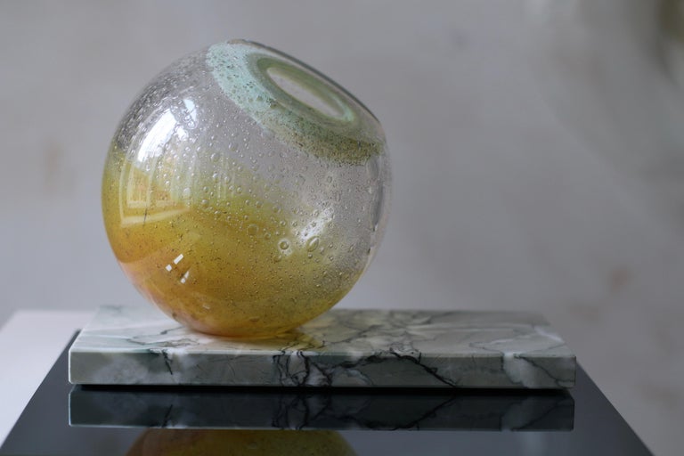 'Honey Orb' Yellow & Green Glass Vase In Good Condition For Sale In Riga, LV