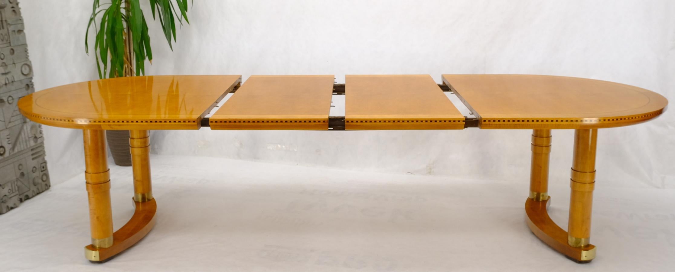 Mid-Century Modern Honey Tone Oval Racetrack Henredon Dining Table w/ Two Extension Boards
