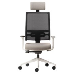 Honey Up High Backrest Managerial Armchair with Headrest by Quinti Sedute
