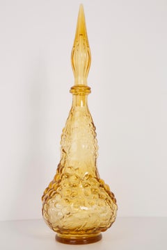 Honey Yellow Glass Genie Decanter with Stopper, 20th Century, Italy, 1960s