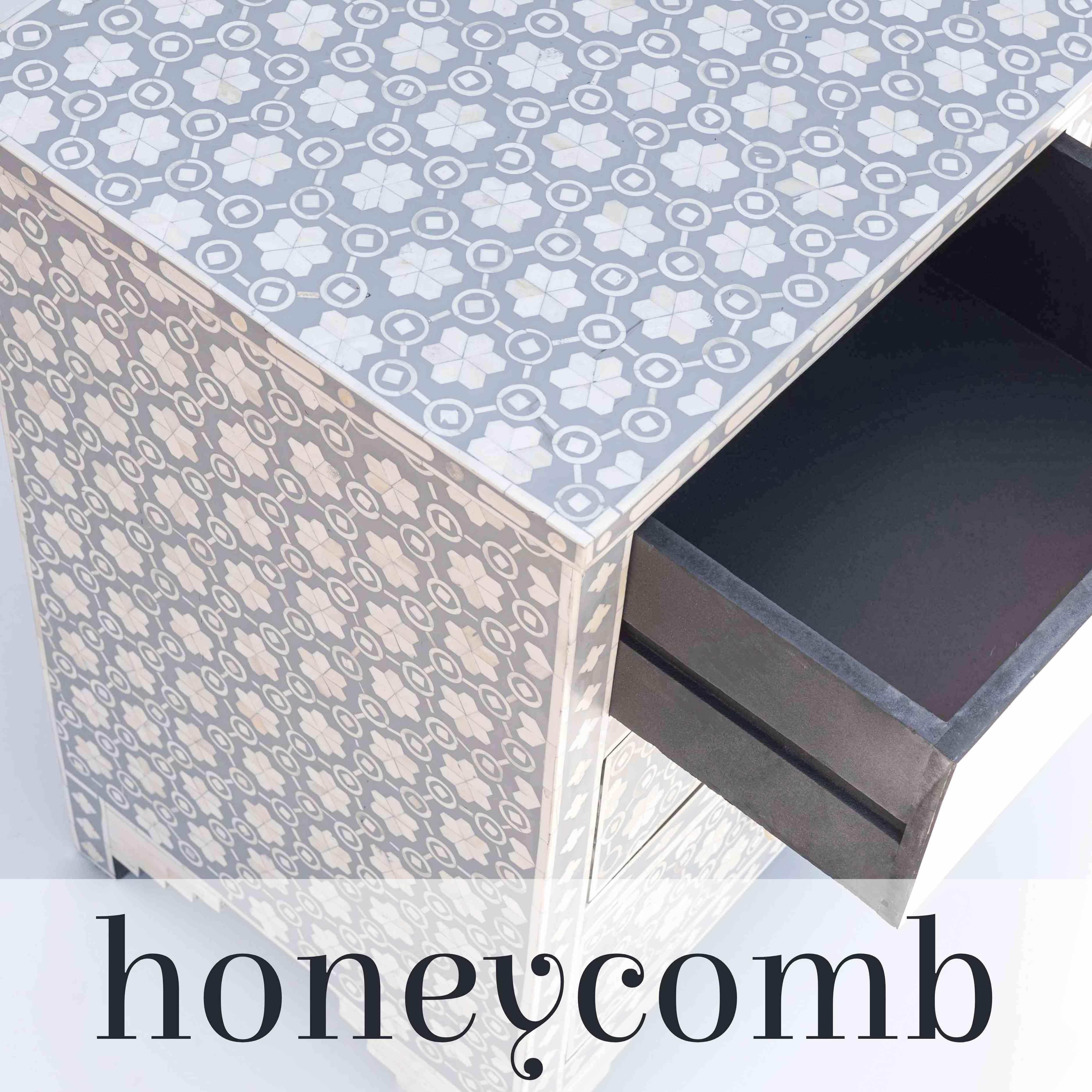 Honeycomb Anglo Indian Bone Inlay Four Drawer Dressers In New Condition For Sale In New York, NY